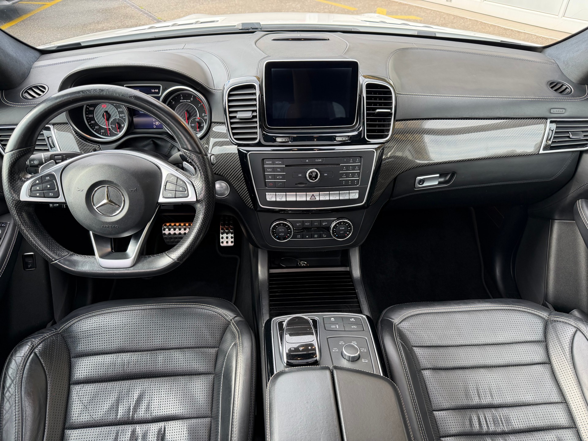 MERCEDES-BENZ GLE 63 AMG 4Matic Speedshift Plus 7G-Tronic-image-10