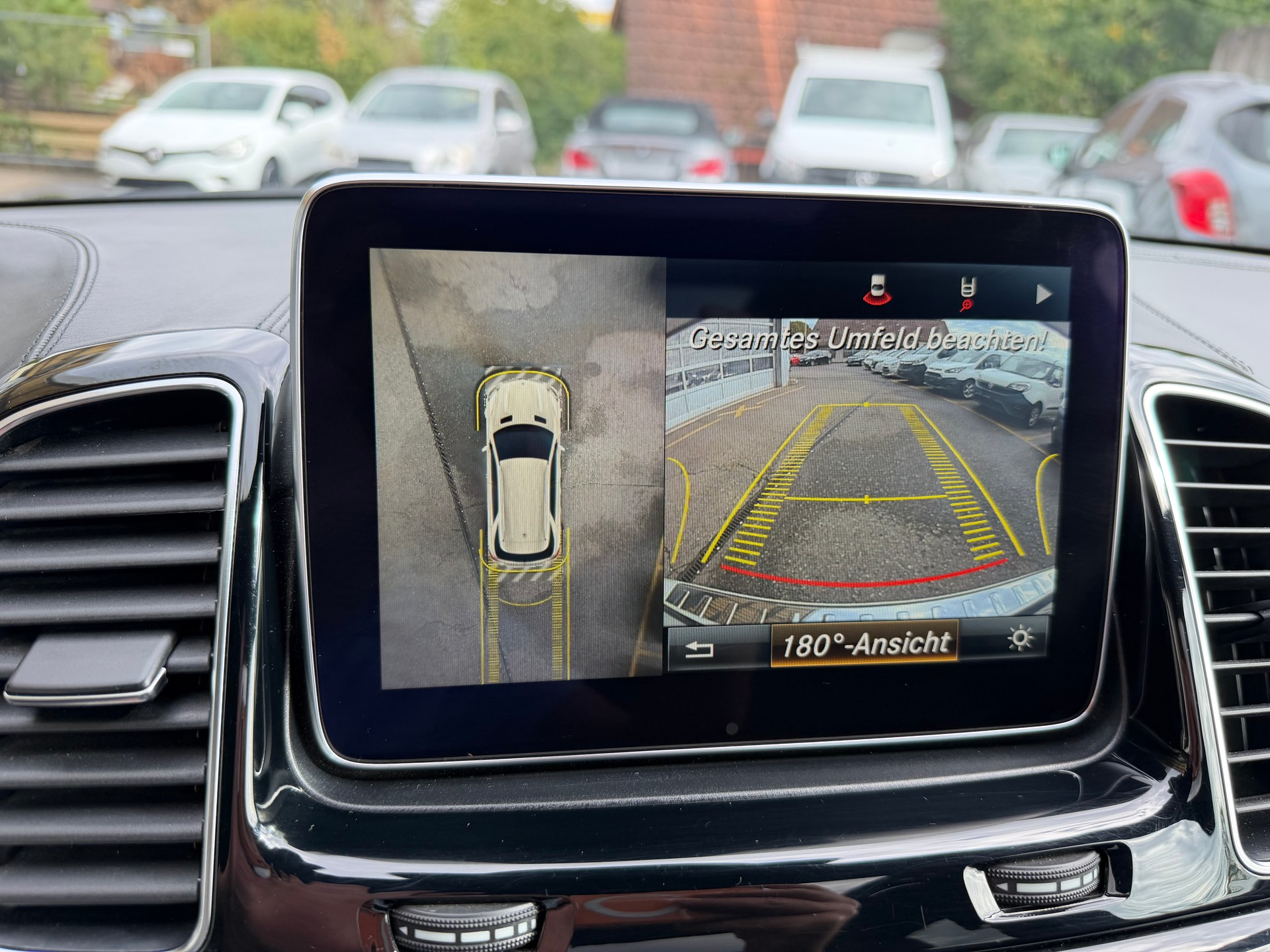 MERCEDES-BENZ GLE 63 AMG 4Matic Speedshift Plus 7G-Tronic-image-15