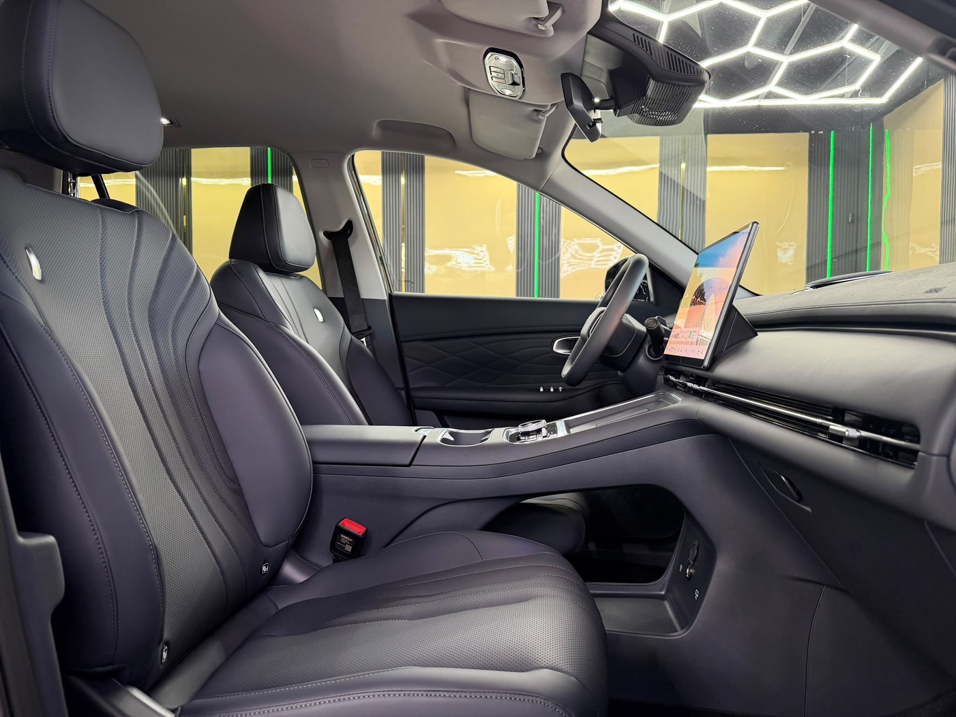 GEELY Pro +-image-11
