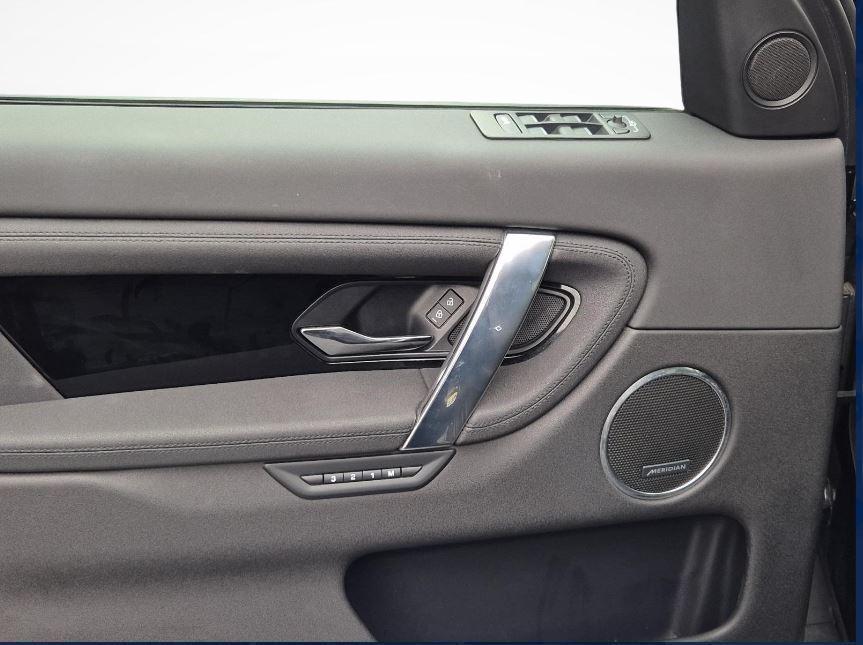 LAND ROVER Discovery Sport 2.0 SD4 200 SE-image-16