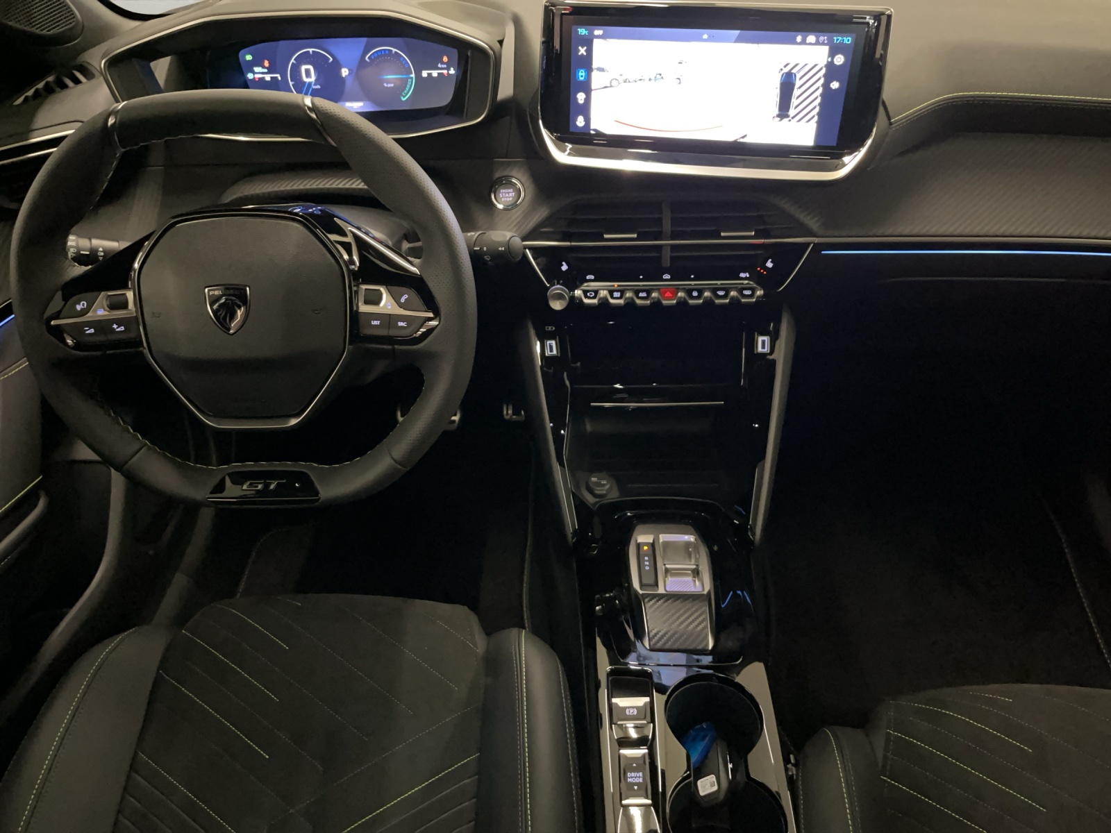 PEUGEOT 208 1.2 Hybrid 145 GT Exclusive-image-8