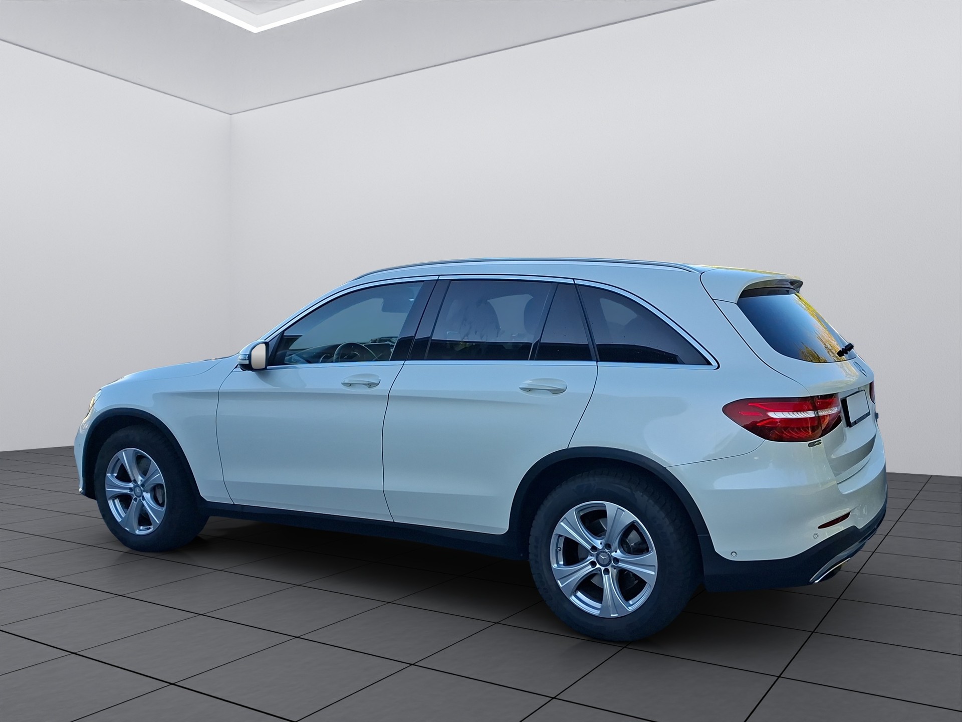 MERCEDES-BENZ GLC 250 Exclusive 4Matic 9G-Tronic-image-3