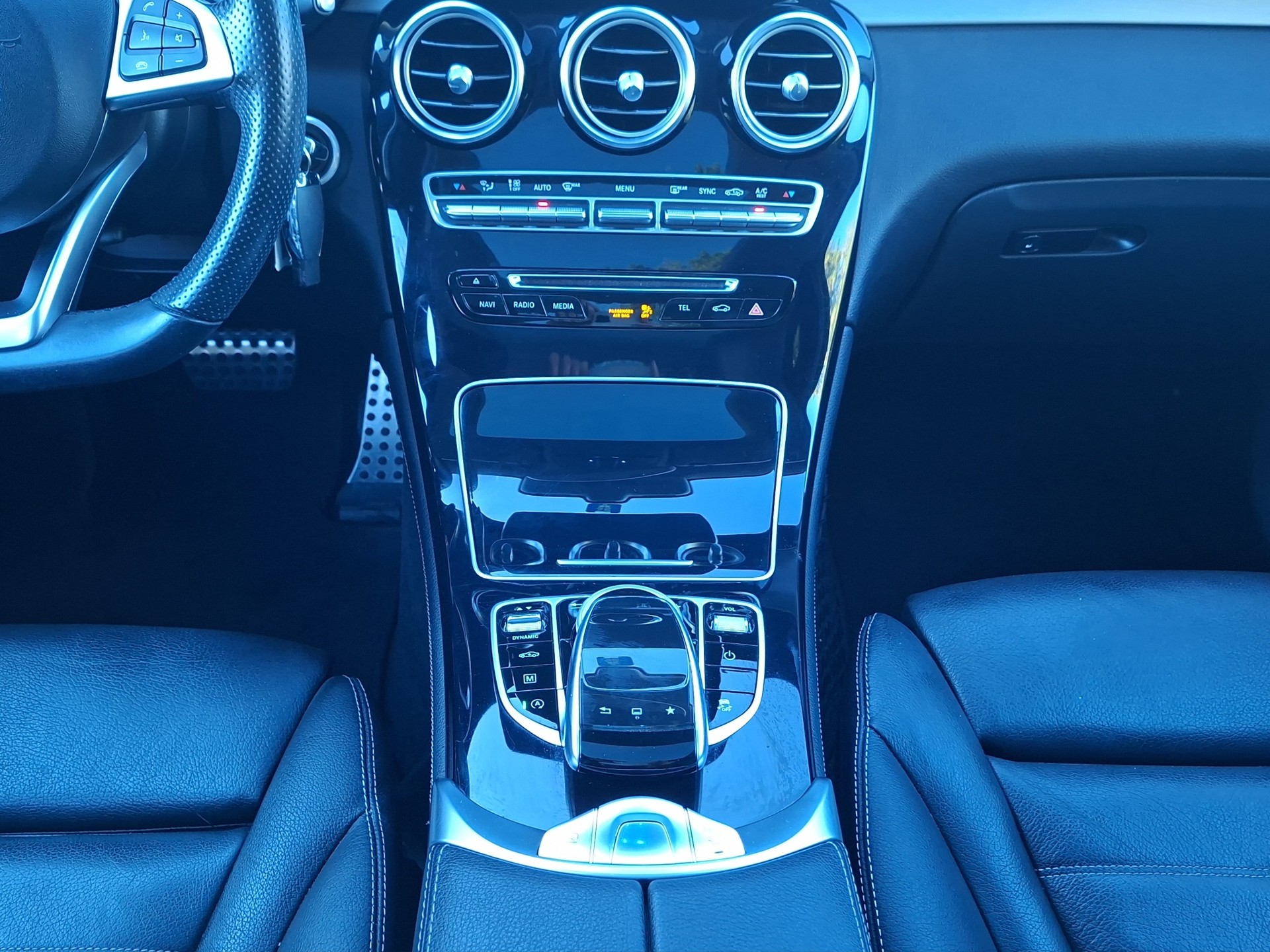 MERCEDES-BENZ GLC 250 Exclusive 4Matic 9G-Tronic-image-13
