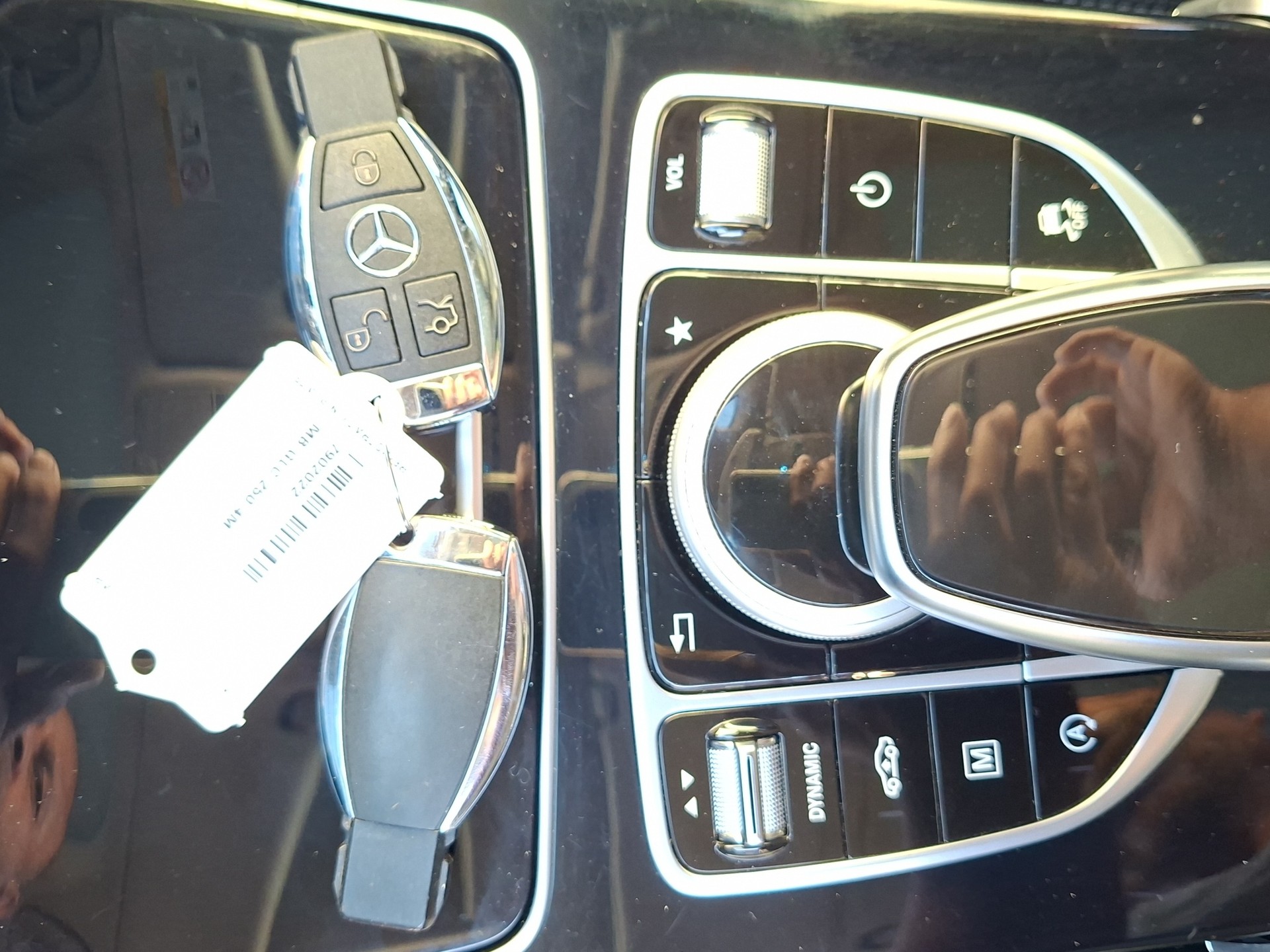 MERCEDES-BENZ GLC 250 Exclusive 4Matic 9G-Tronic-image-22