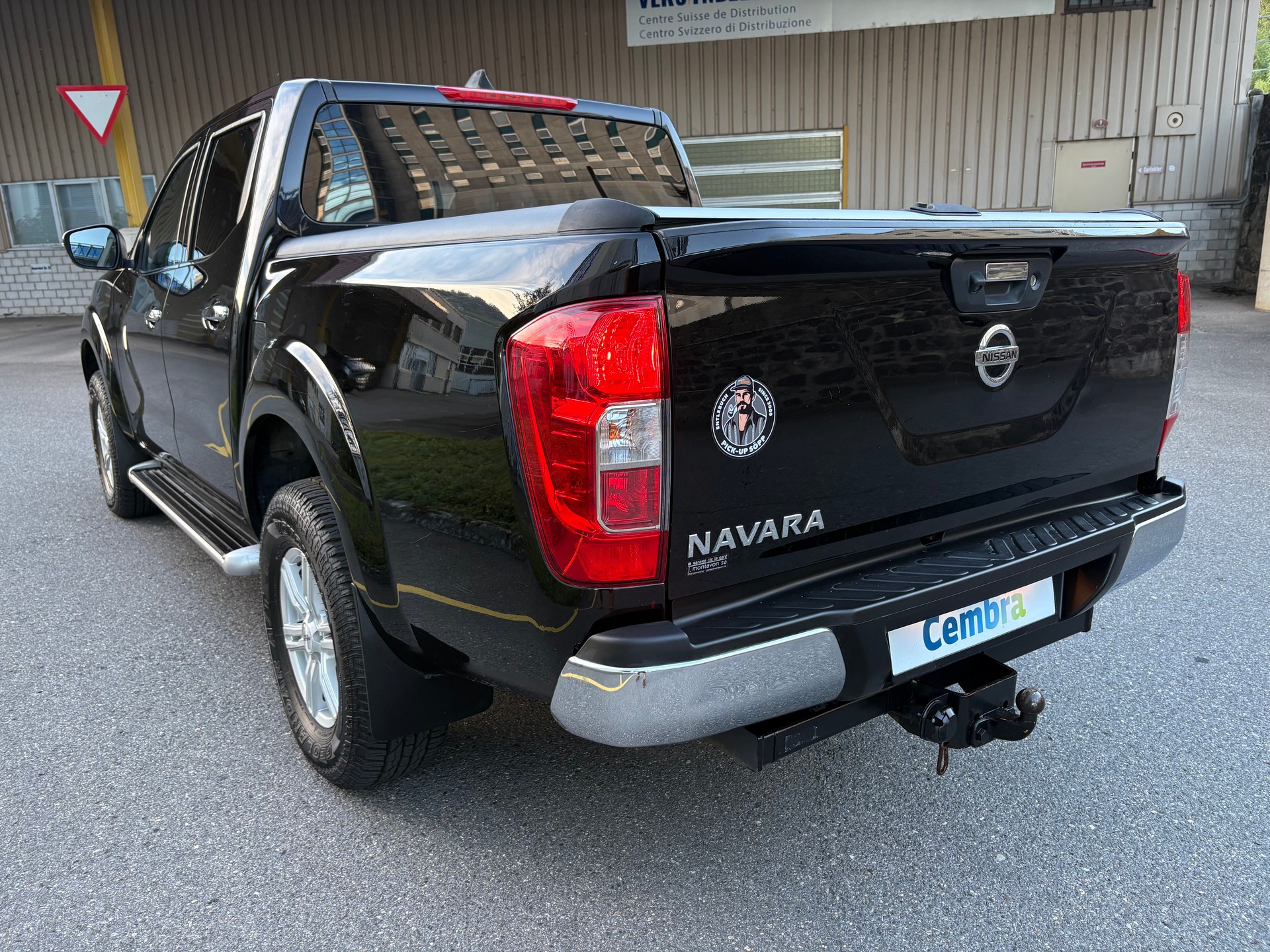 NISSAN Navara Double Cab Acenta 2.3 dCi 4WD-image-10