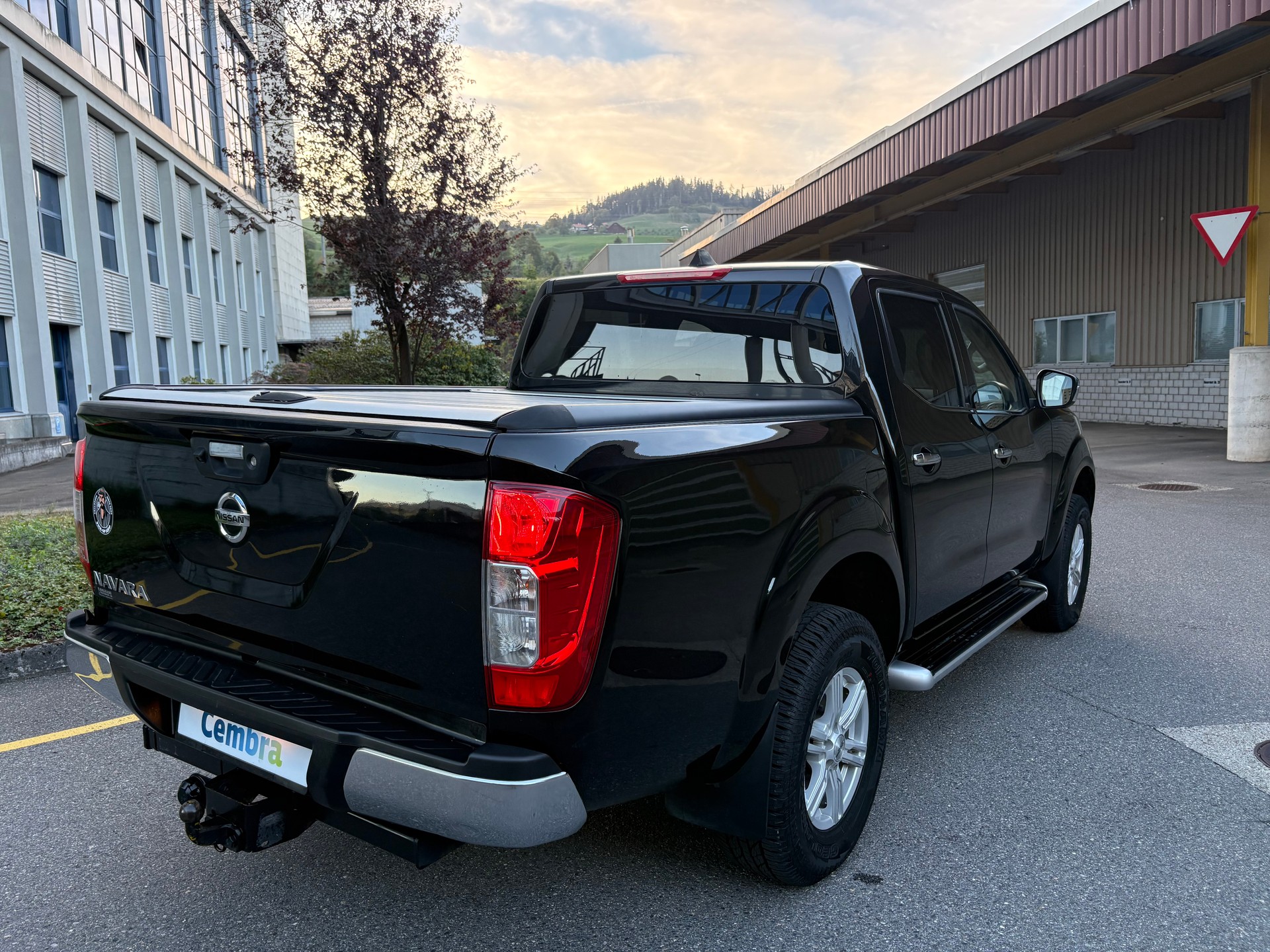 NISSAN Navara Double Cab Acenta 2.3 dCi 4WD-image-11