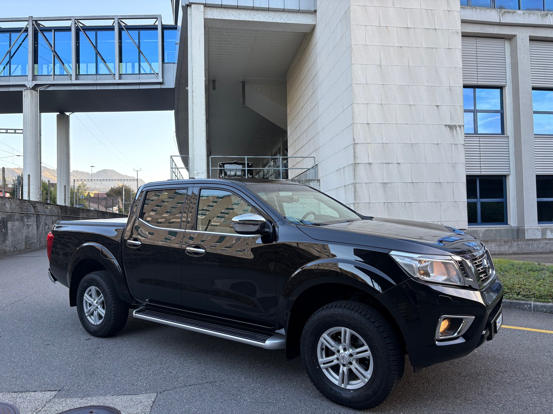 NISSAN Navara Double Cab Acenta 2.3 dCi 4WD-image-13