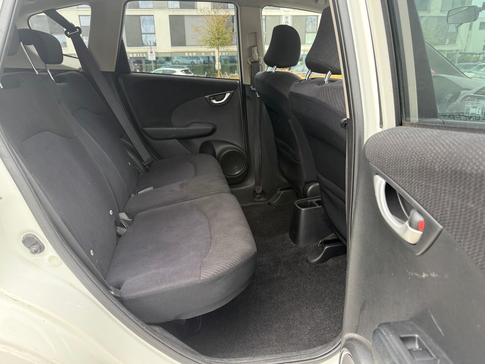 HONDA Jazz 1.3i Hybrid Comfort CVT - Automatique - Nouvelle Expertise : 22.10.2026 - Grand Service Fait à Jour - 104 g/km Rabais Taxe-image-23