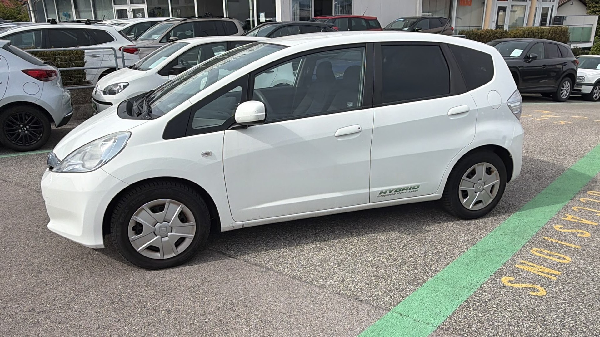 HONDA Jazz 1.3i Hybrid Comfort CVT - Automatique - Nouvelle Expertise : 30.09.2026 - Grand Service Fait à Jour - 104 g/km Rabais Taxe-image-3