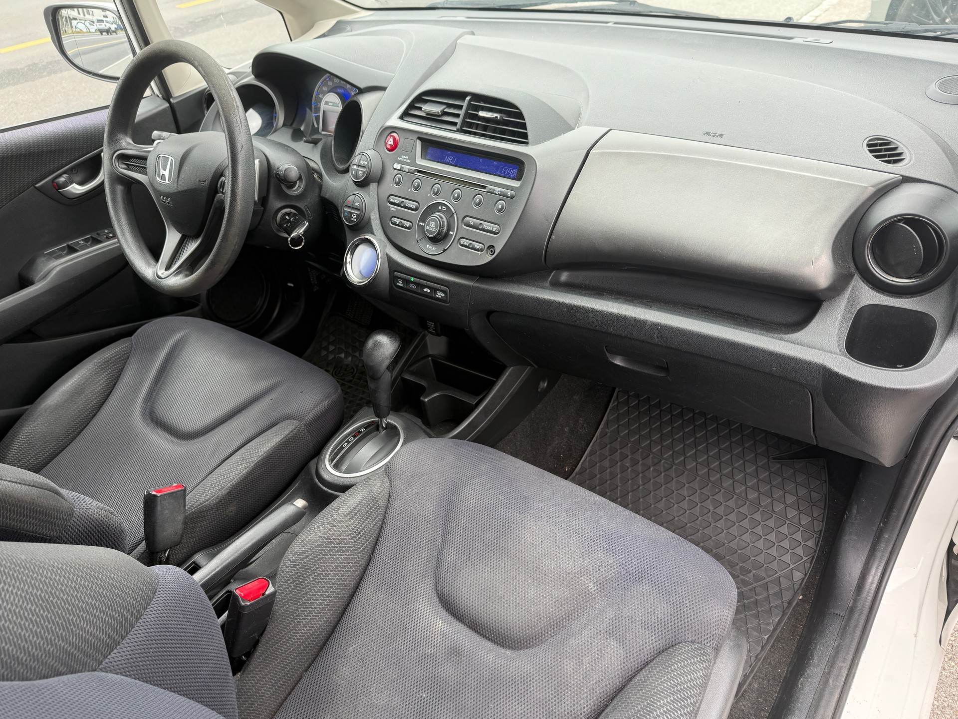 HONDA Jazz 1.3i Hybrid Comfort CVT - Automatique - Nouvelle Expertise : 22.10.2026 - Grand Service Fait à Jour - 104 g/km Rabais Taxe-image-21