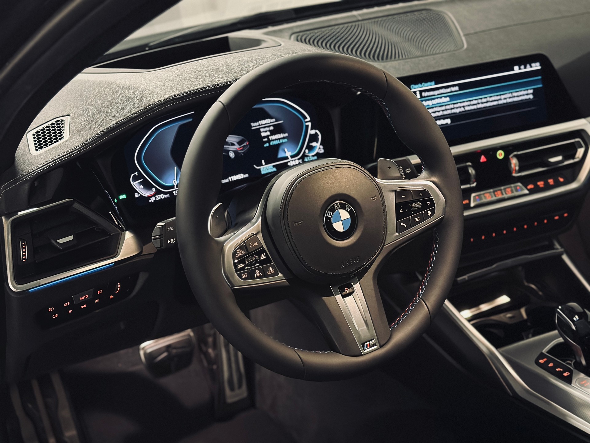 BMW 330e x-DriveTouring M-Sport SAG-image-8