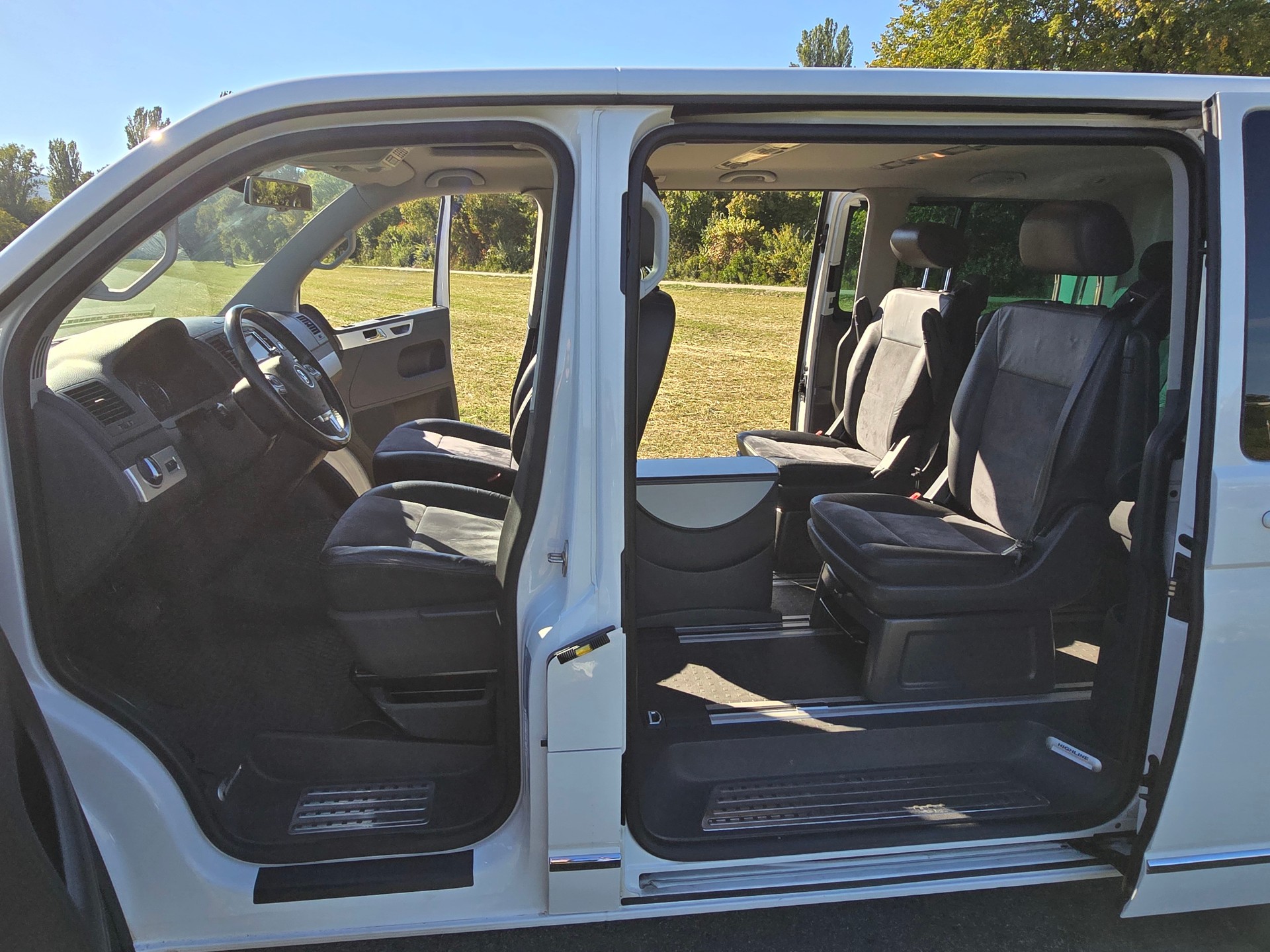 VW 2.0 TDI 180 BMT Highline DSG-image-10