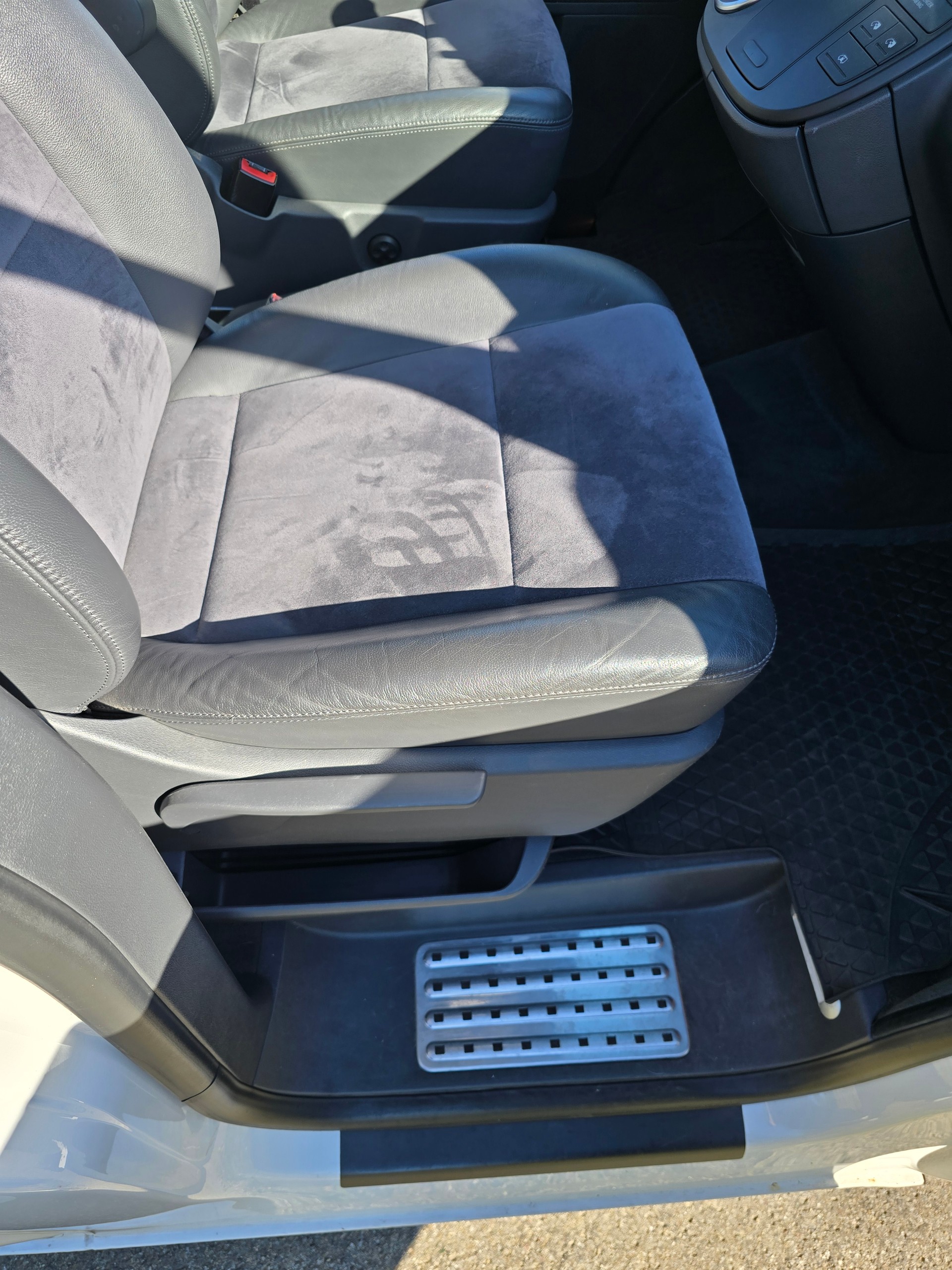 VW 2.0 TDI 180 BMT Highline DSG-image-12