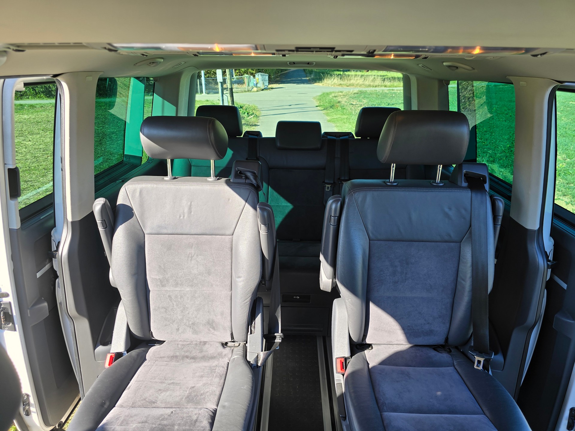 VW 2.0 TDI 180 BMT Highline DSG-image-4