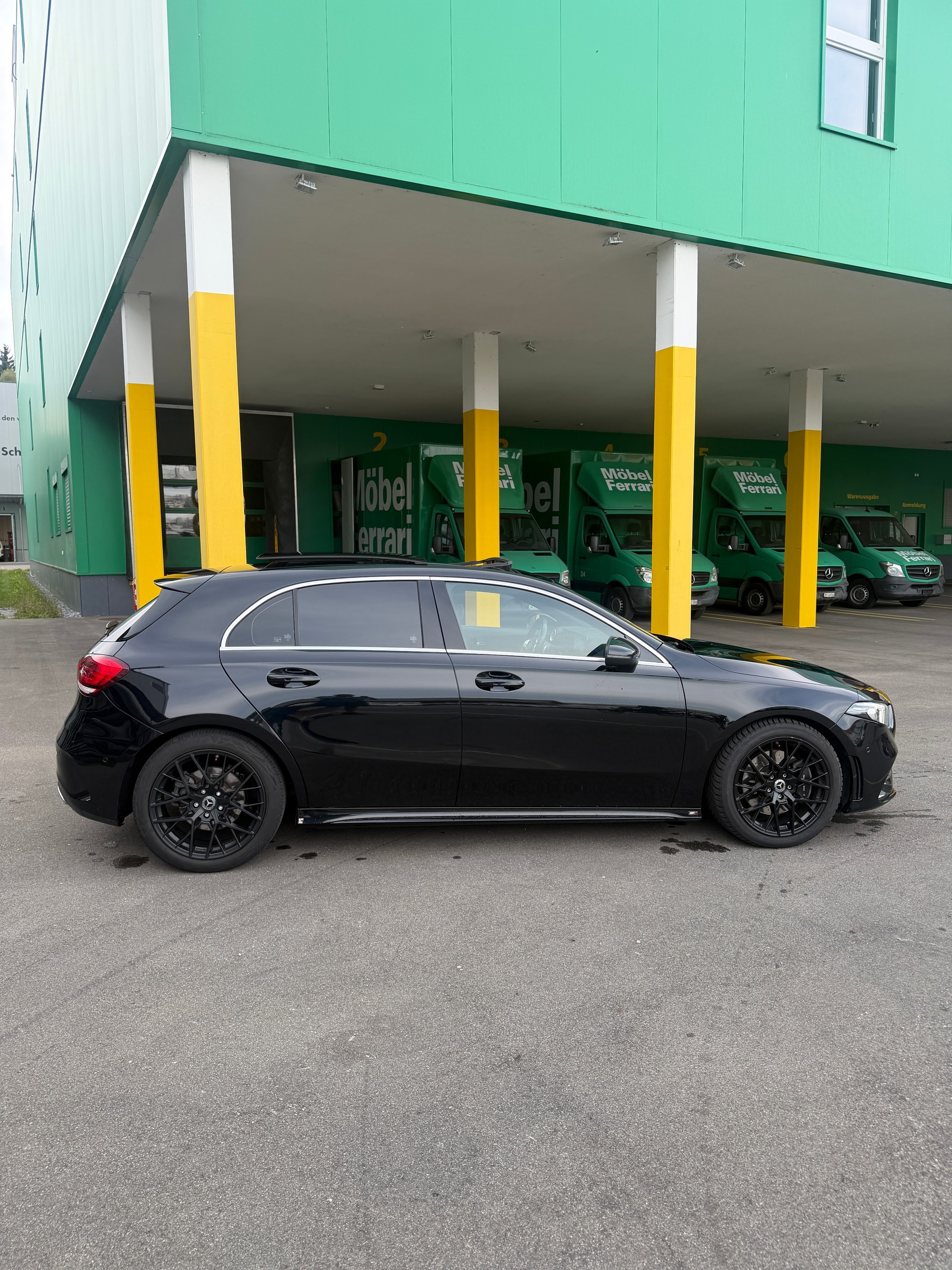 MERCEDES-BENZ A 220 d AMG Line 8G-DCT-image-7