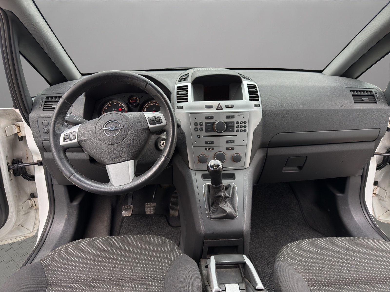OPEL Zafira 1.8i 16V Enjoy-image-13