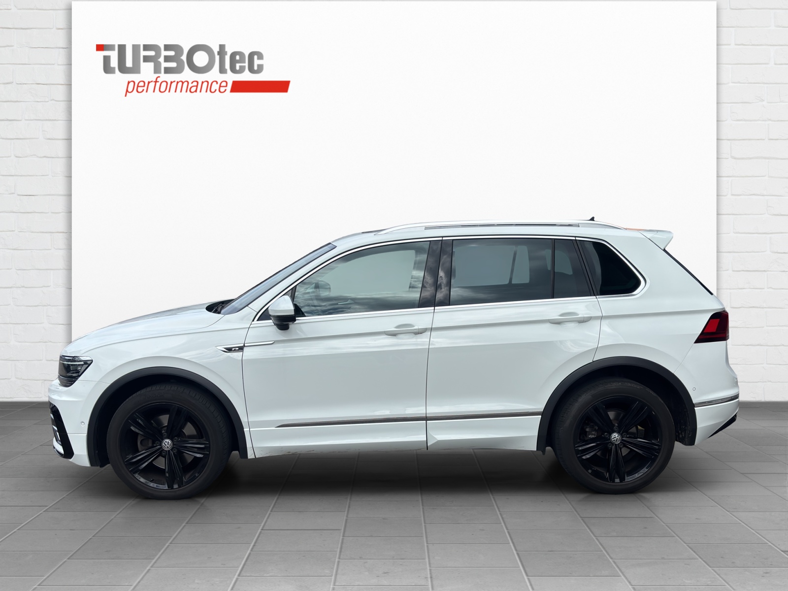 VW Tiguan 2.0TSI Highline 4Motion DSG-showroom-element-3