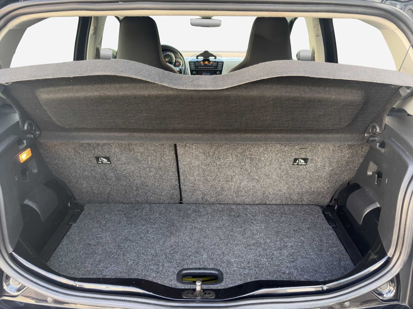 VW e-Up-image-12