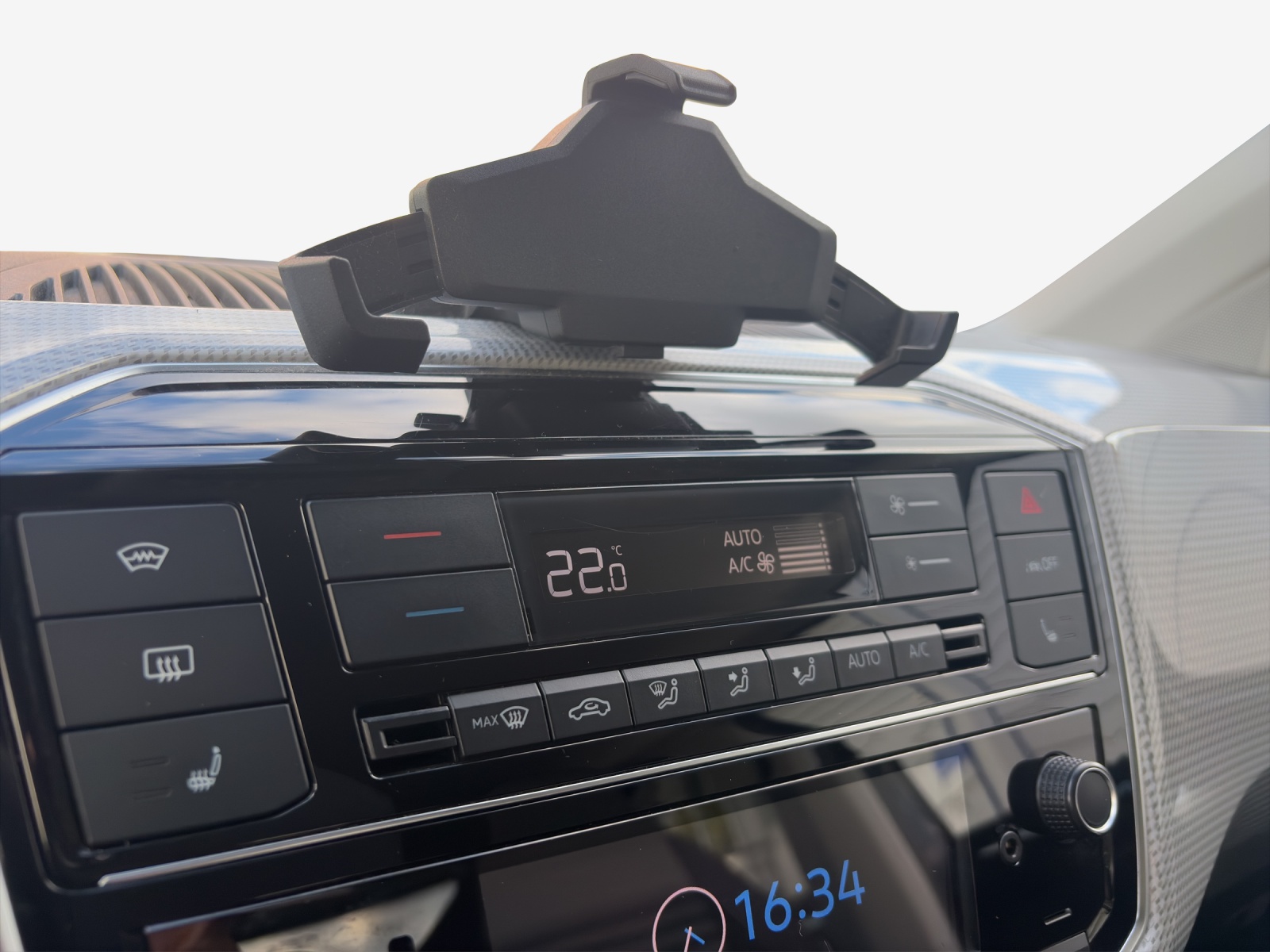 VW e-Up-image-13