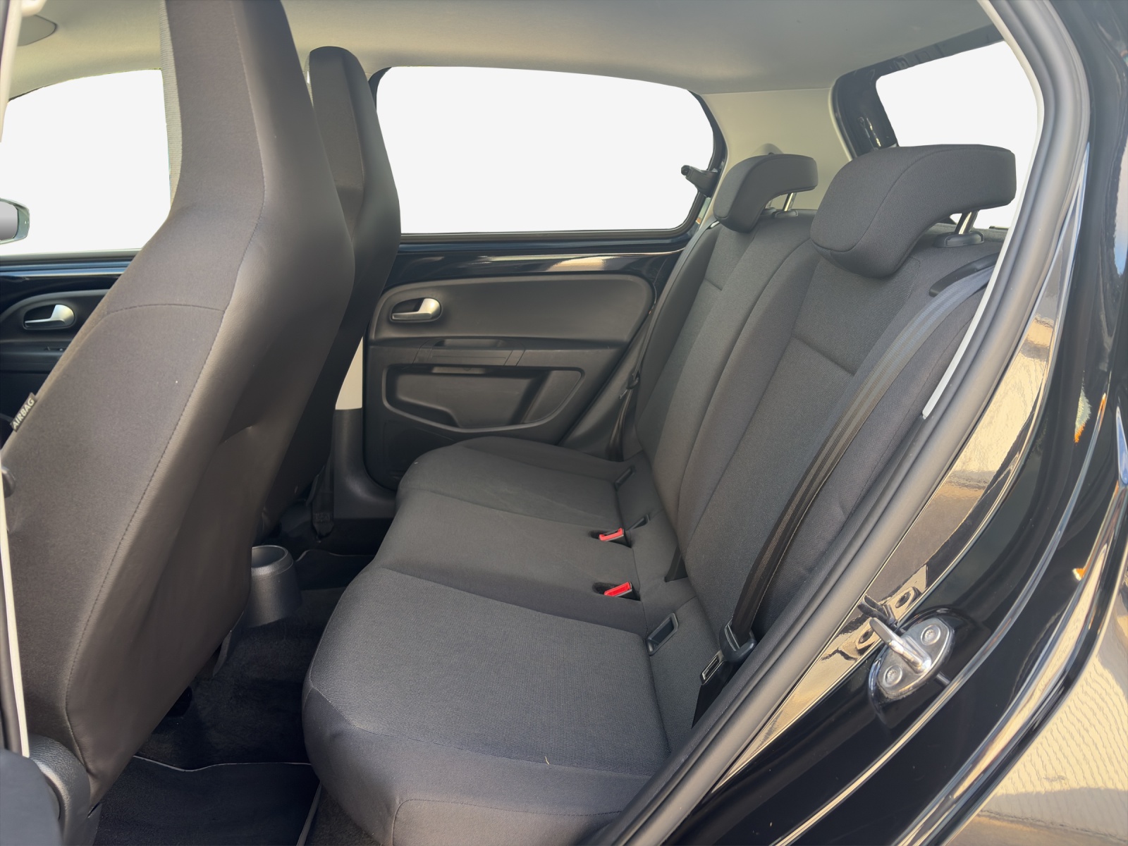 VW e-Up-image-11