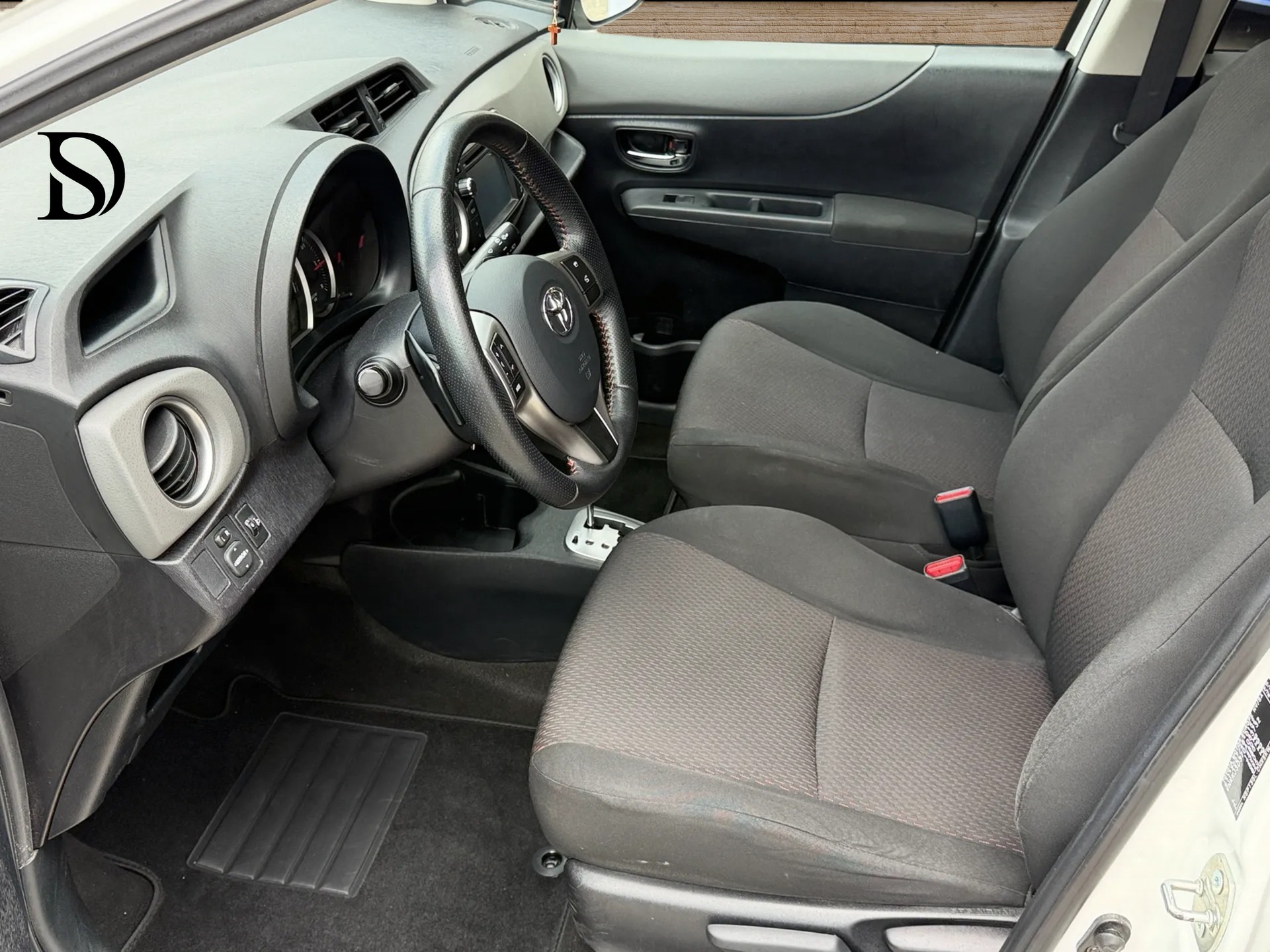 TOYOTA Yaris 1.33 Style Multidrive-image-8