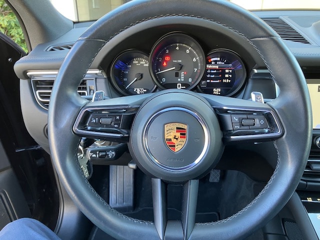 PORSCHE 2.0 PDK III Mod. 2023, 1. Hand, hobbygepflegt, Luftfahrwerk etc.-image-5