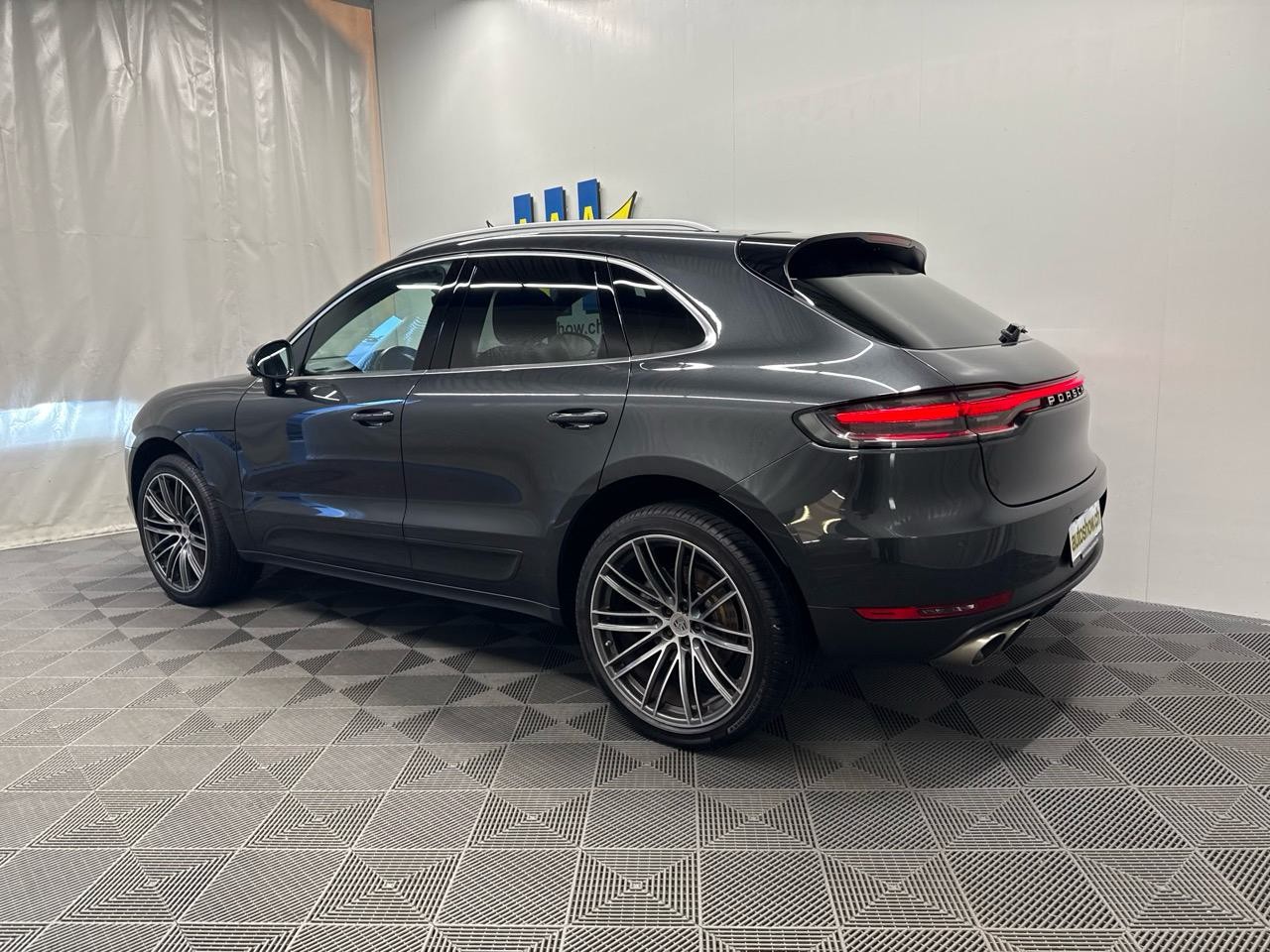 PORSCHE Macan S PDK-image-1