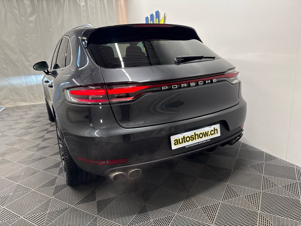 PORSCHE Macan S PDK-image-12