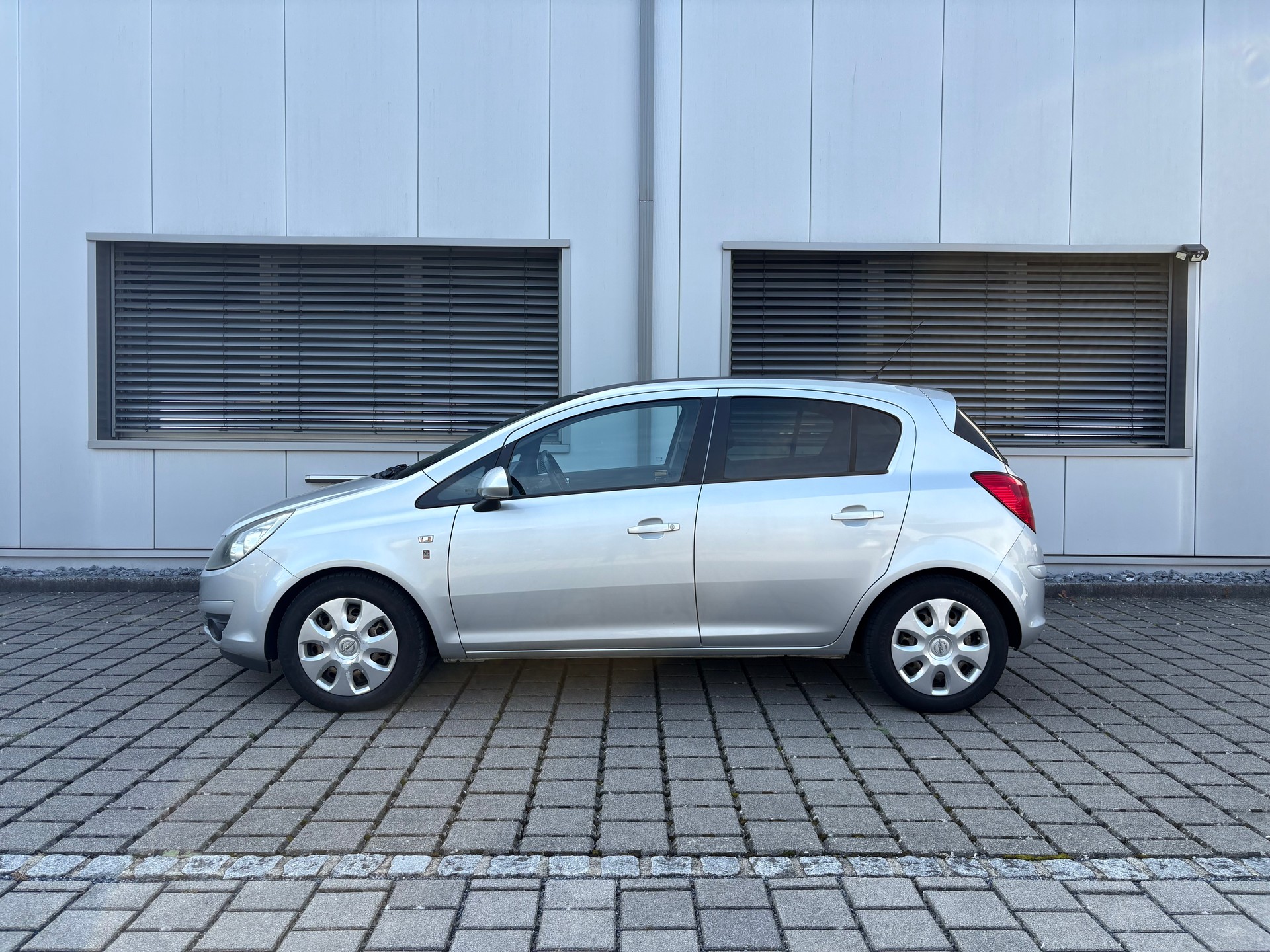 OPEL Corsa 1.4 Frisch ab MFK 09.10.2026 & Service-image-10
