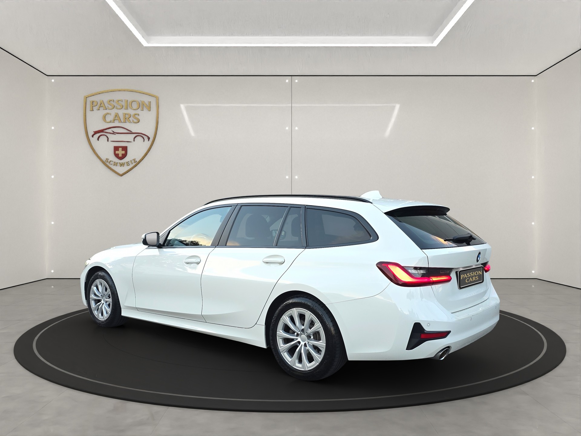 BMW 320d xDrive 48V Touring Steptronic-image-3