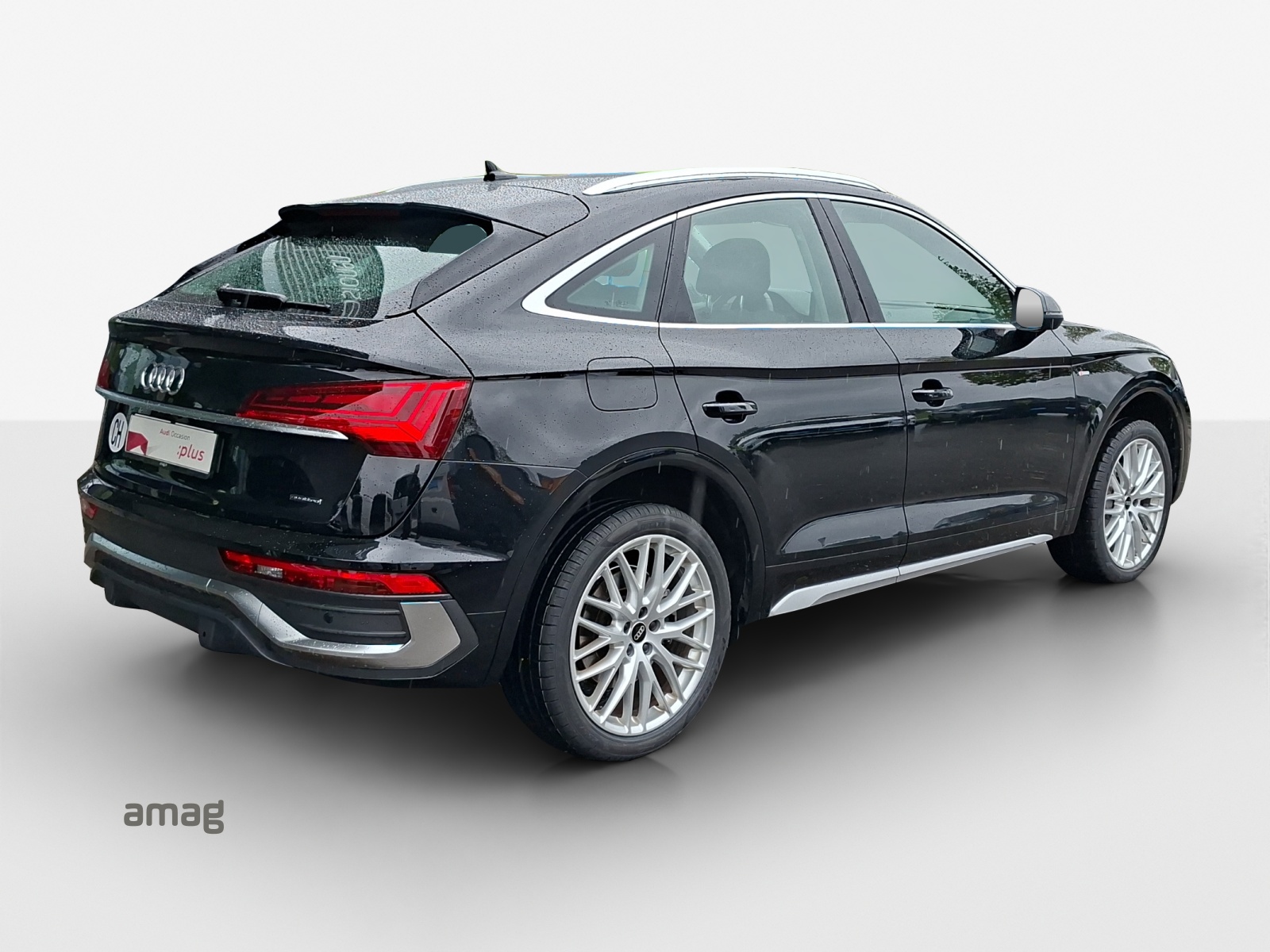 AUDI Q5 Sportback 40 TFSI S line quattro S-tronic-image-4
