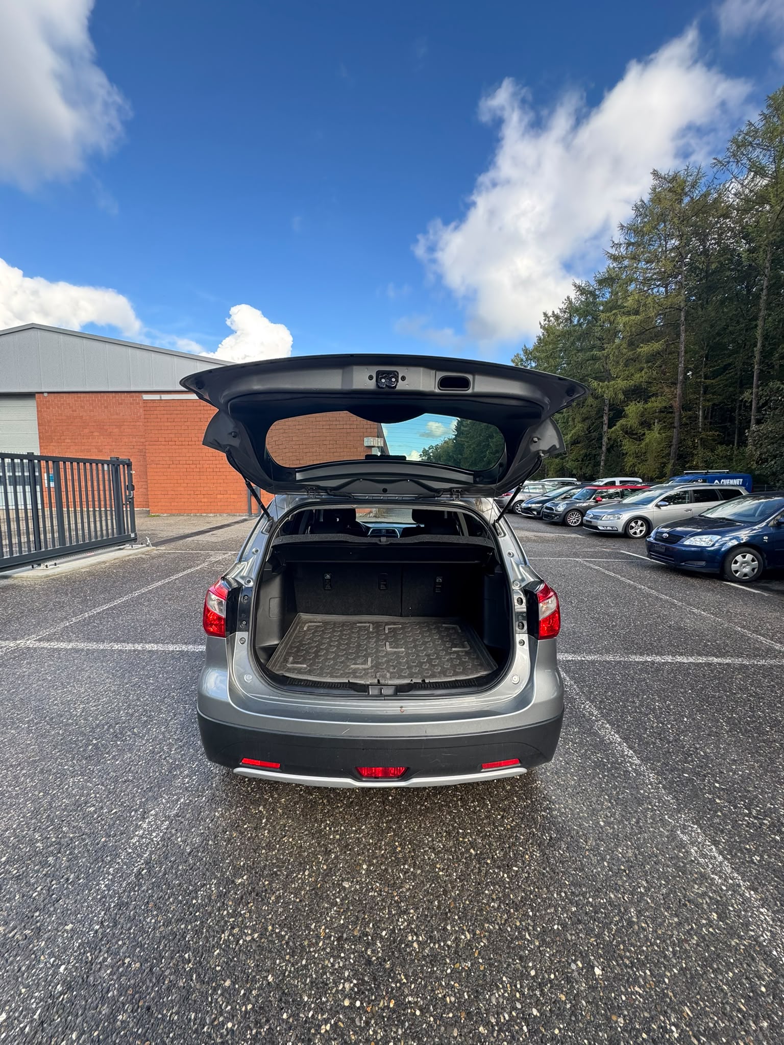 SUZUKI SX4 S-Cross 1.6 16V Compact Top 4WD-image-4