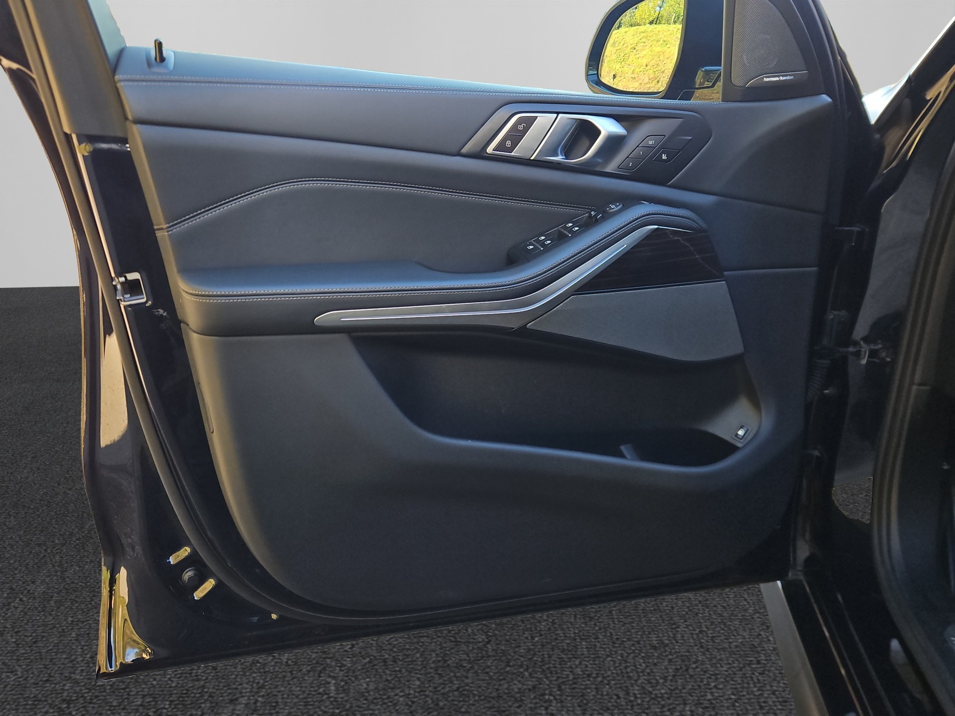 BMW X5 50e xDrive M Sport-image-9