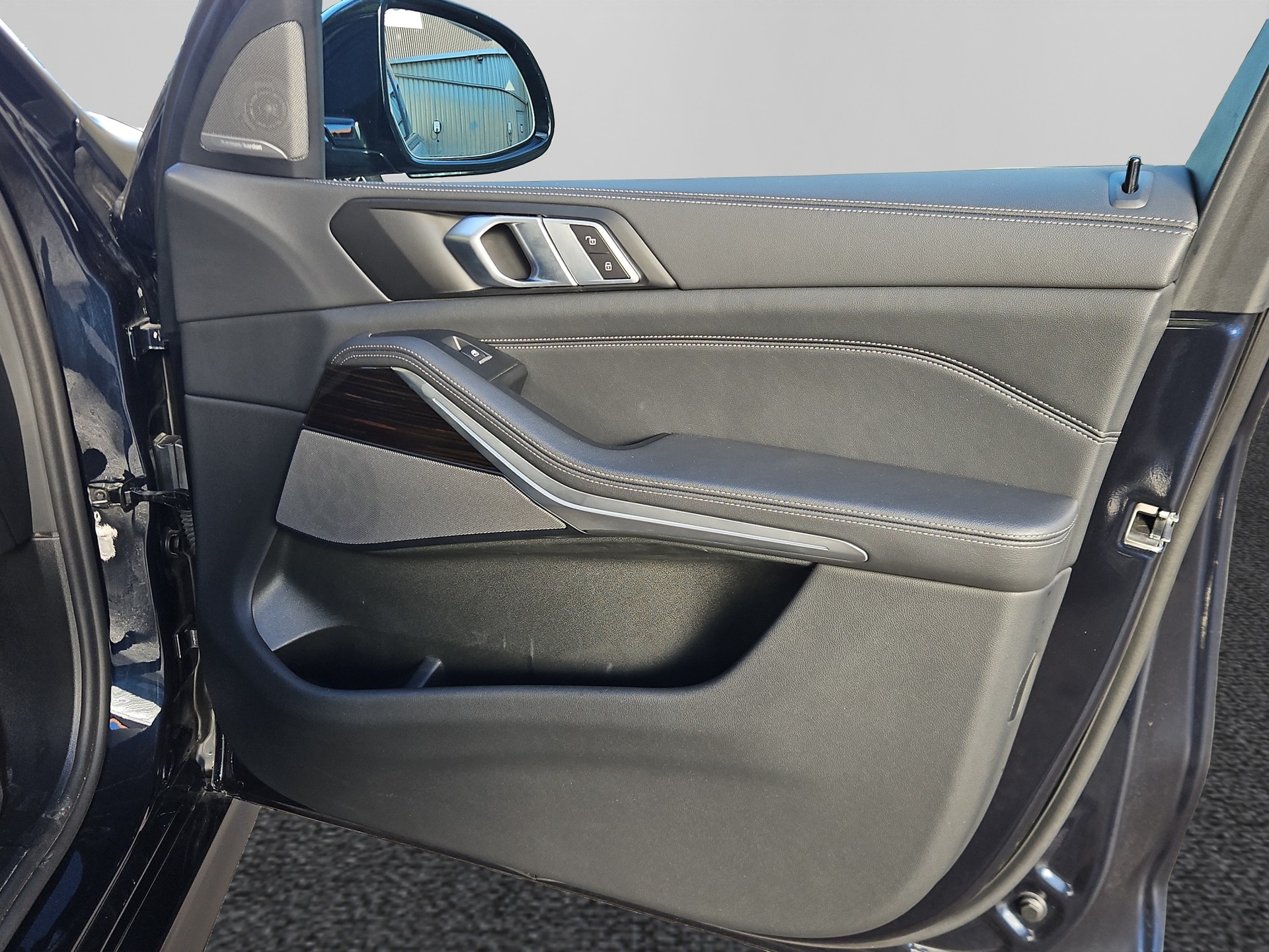 BMW X5 50e xDrive M Sport-image-15