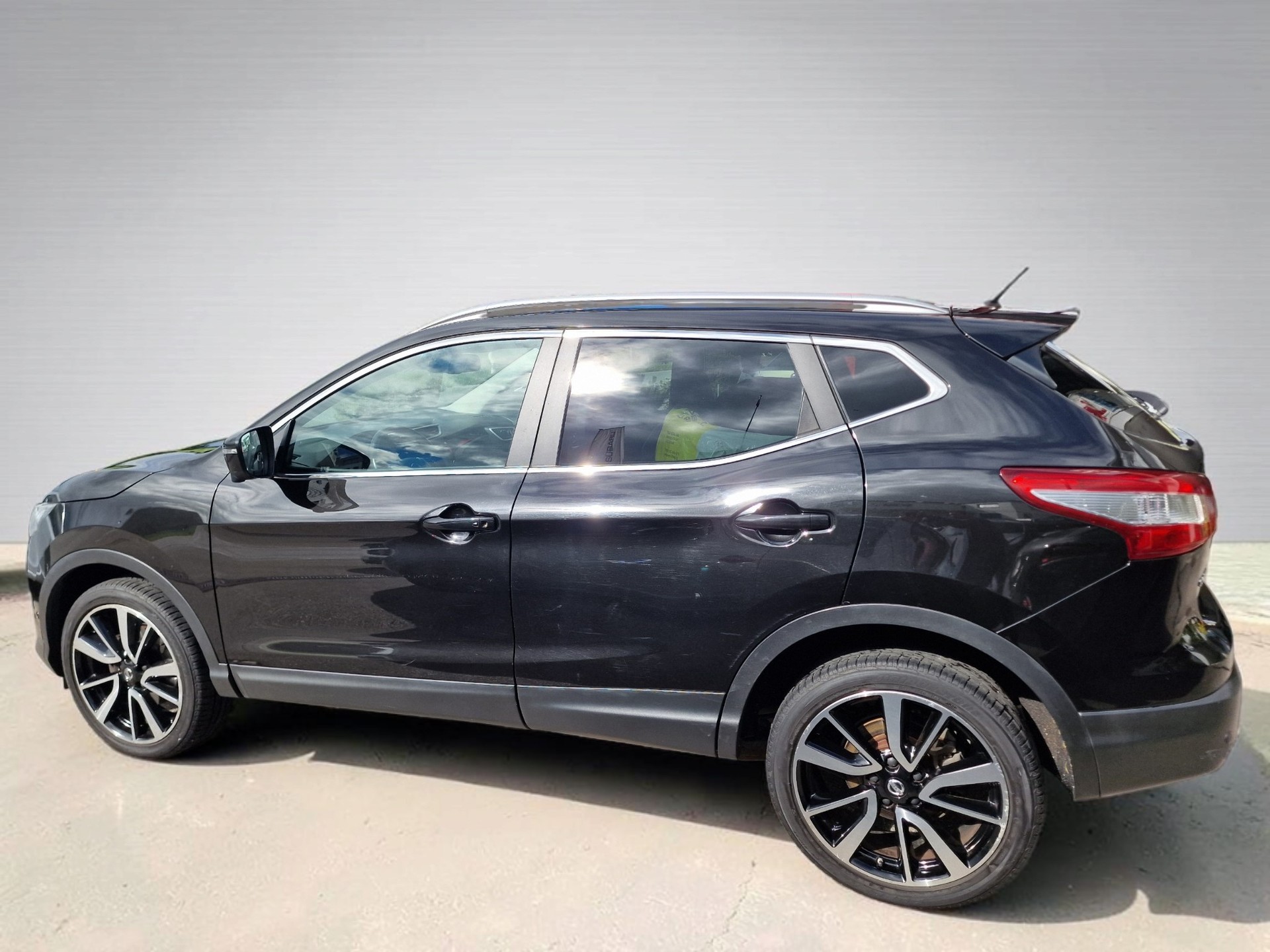 NISSAN Qashqai 1.6 DIG-T tekna 8xBereift 12Mt Gara-image-4