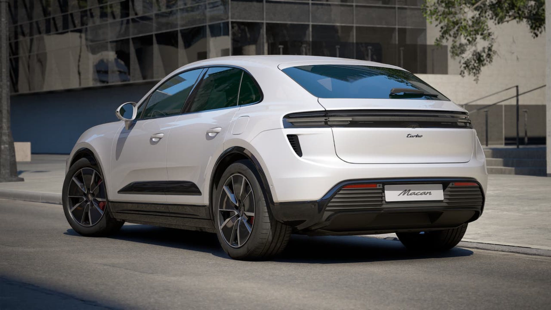 PORSCHE Macan Turbo-image-2