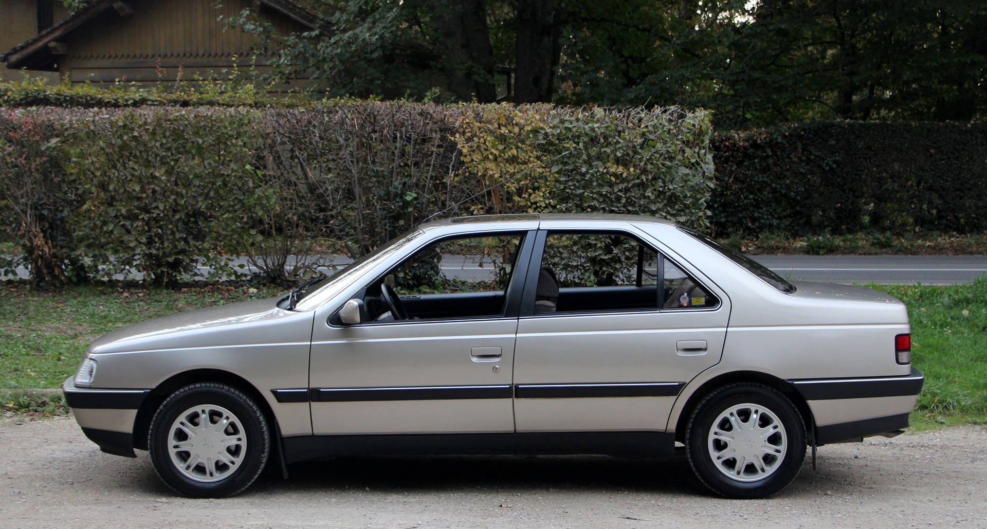 PEUGEOT 405 1.9 SRI-image-23