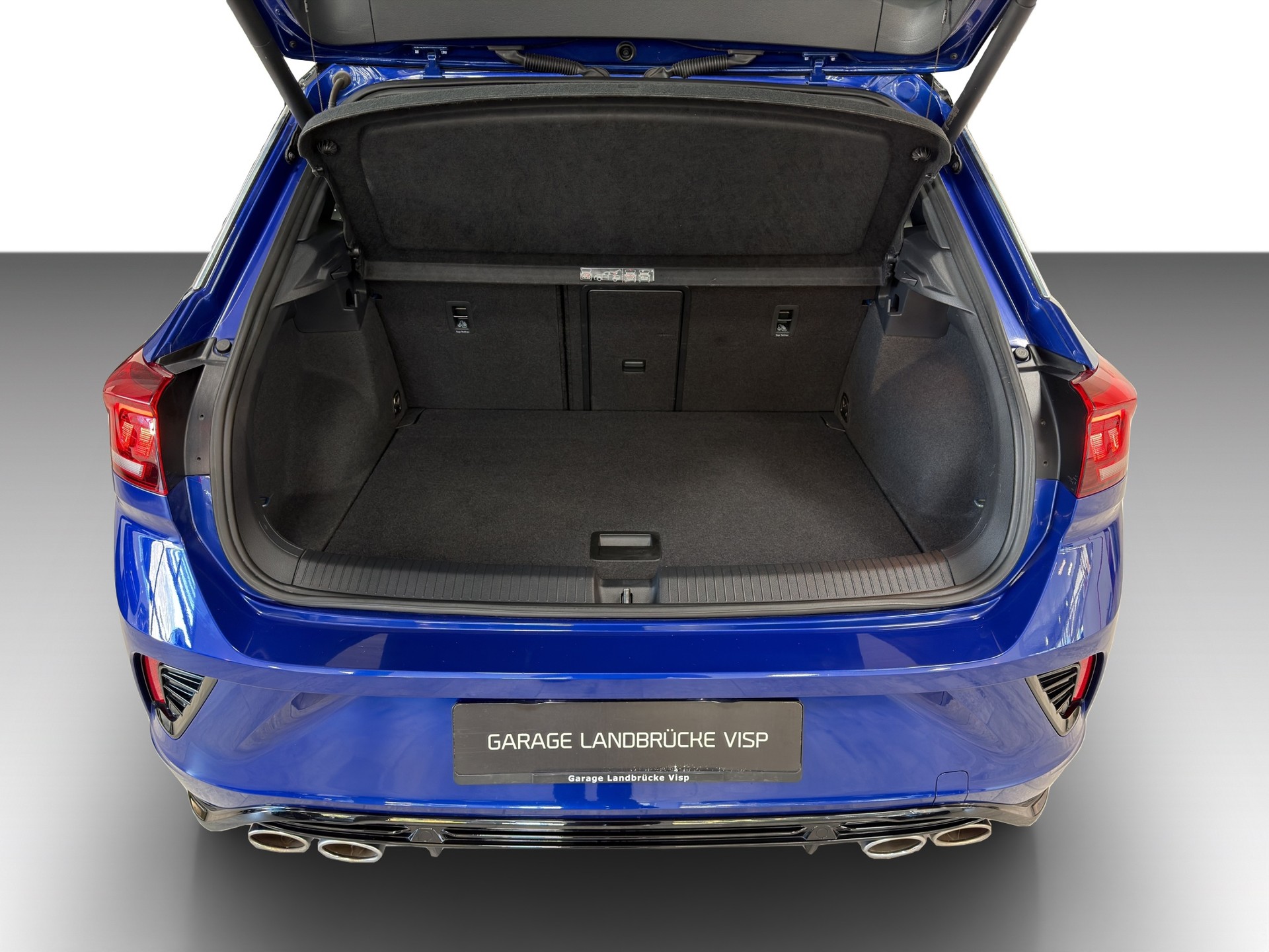 VW T-Roc 2.0 TSI R DSG 4Motion-image-13