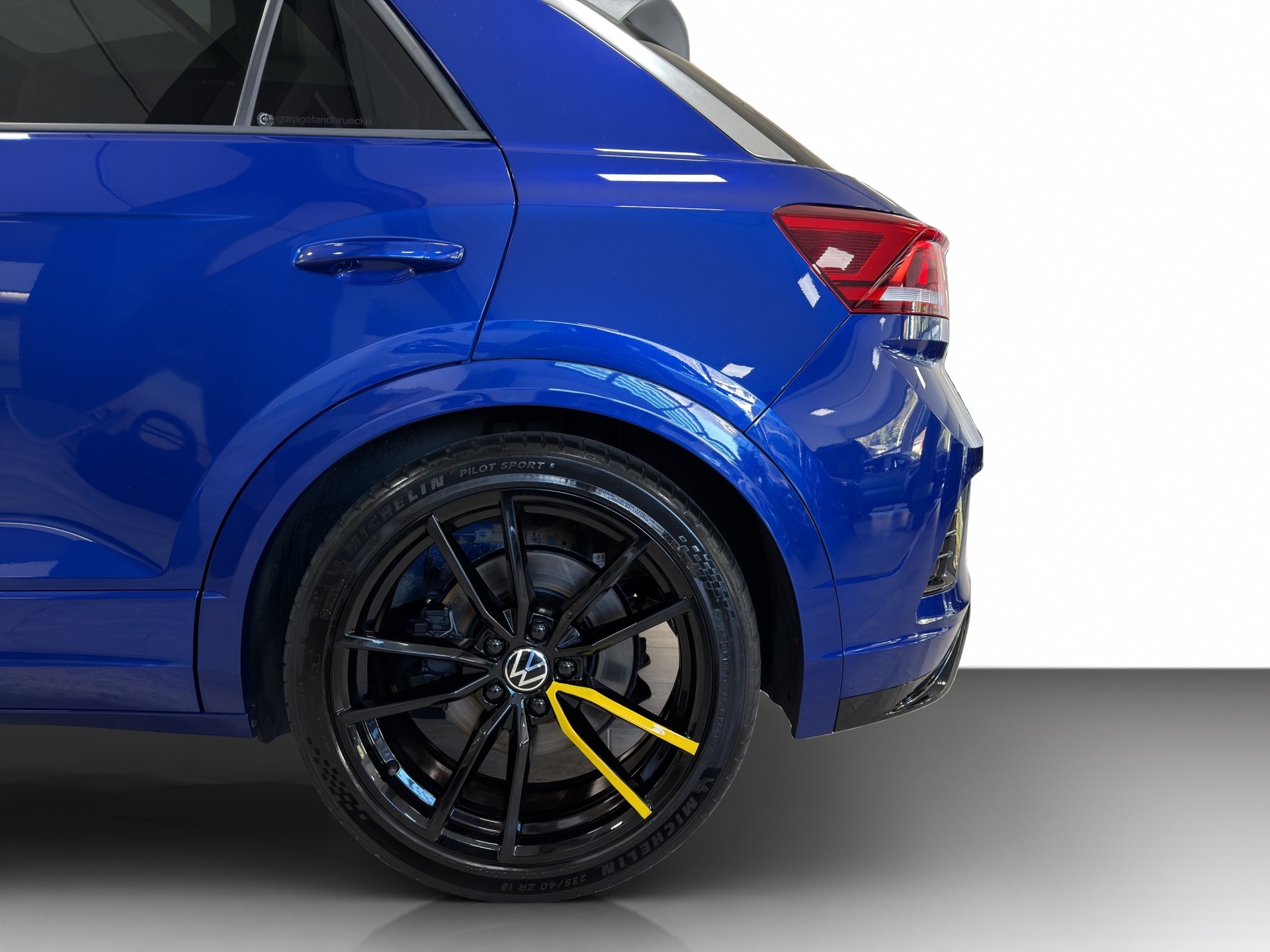 VW T-Roc 2.0 TSI R DSG 4Motion-image-15
