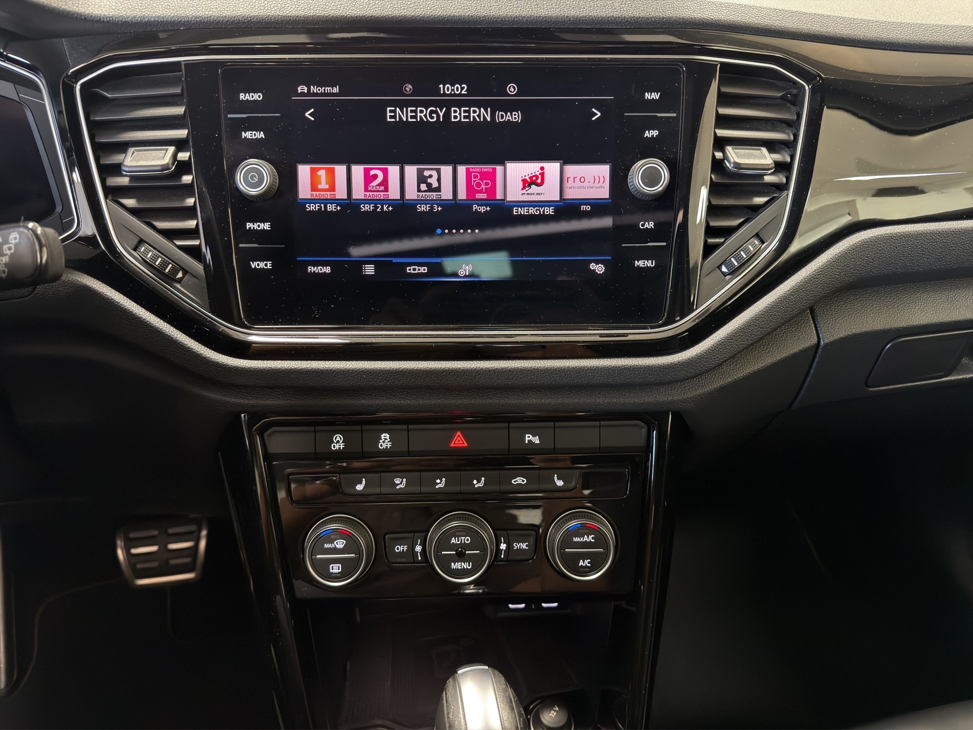 VW T-Roc 2.0 TSI R DSG 4Motion-image-24