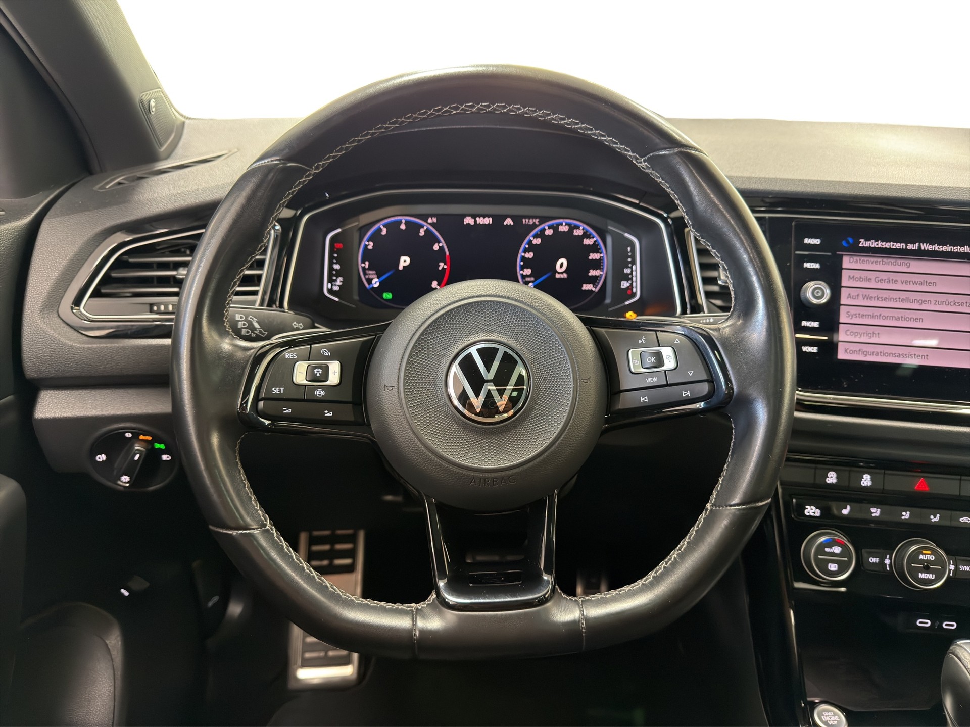 VW T-Roc 2.0 TSI R DSG 4Motion-image-22