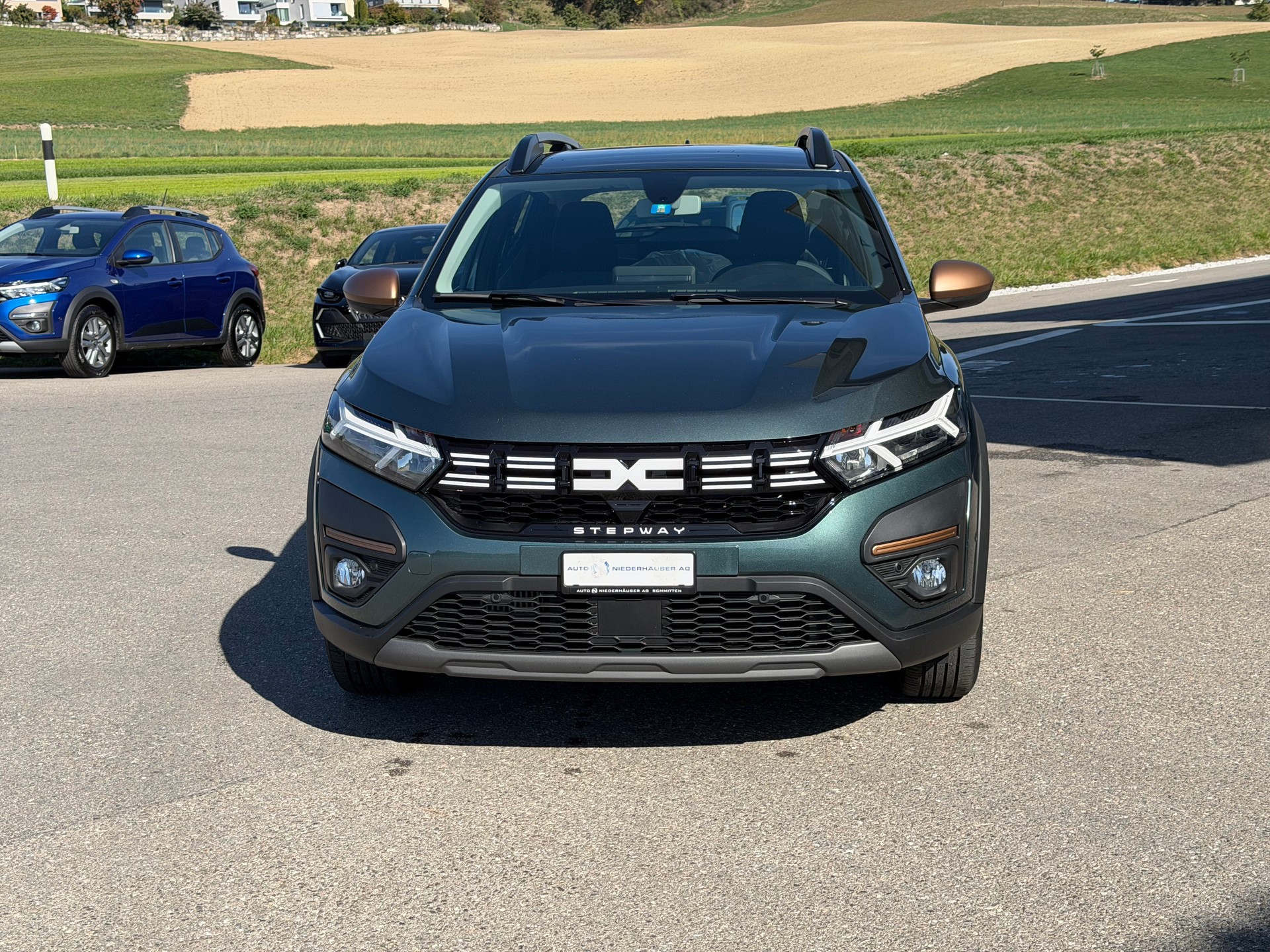 DACIA Sandero Stepway TCe 90 Extreme+ CVT-image-1