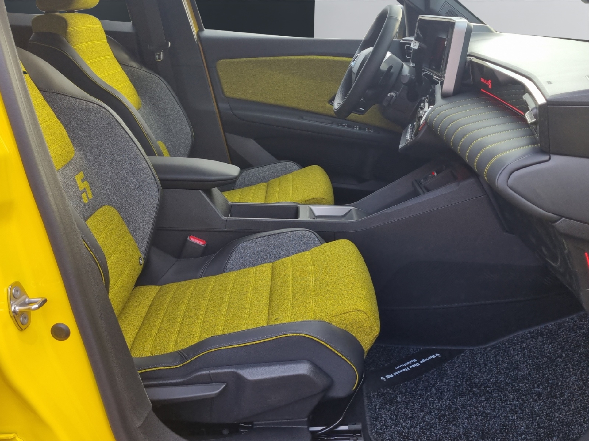 RENAULT R5 E-TECH ELECTRIC iconic five 150PS Comfort Range-image-11