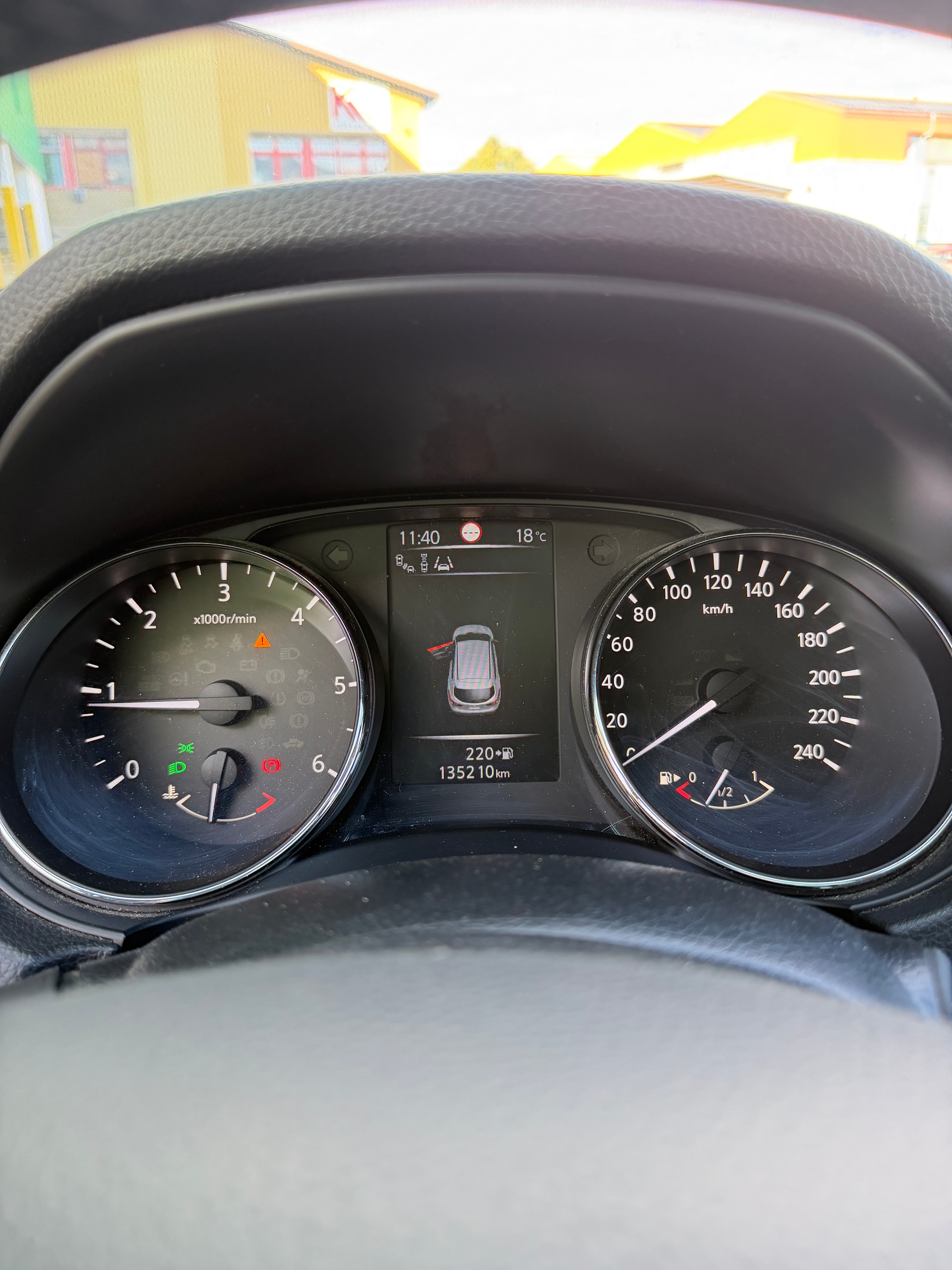 NISSAN Qashqai 1.6 dCi 360° ALL-MODE 4x4-image-11