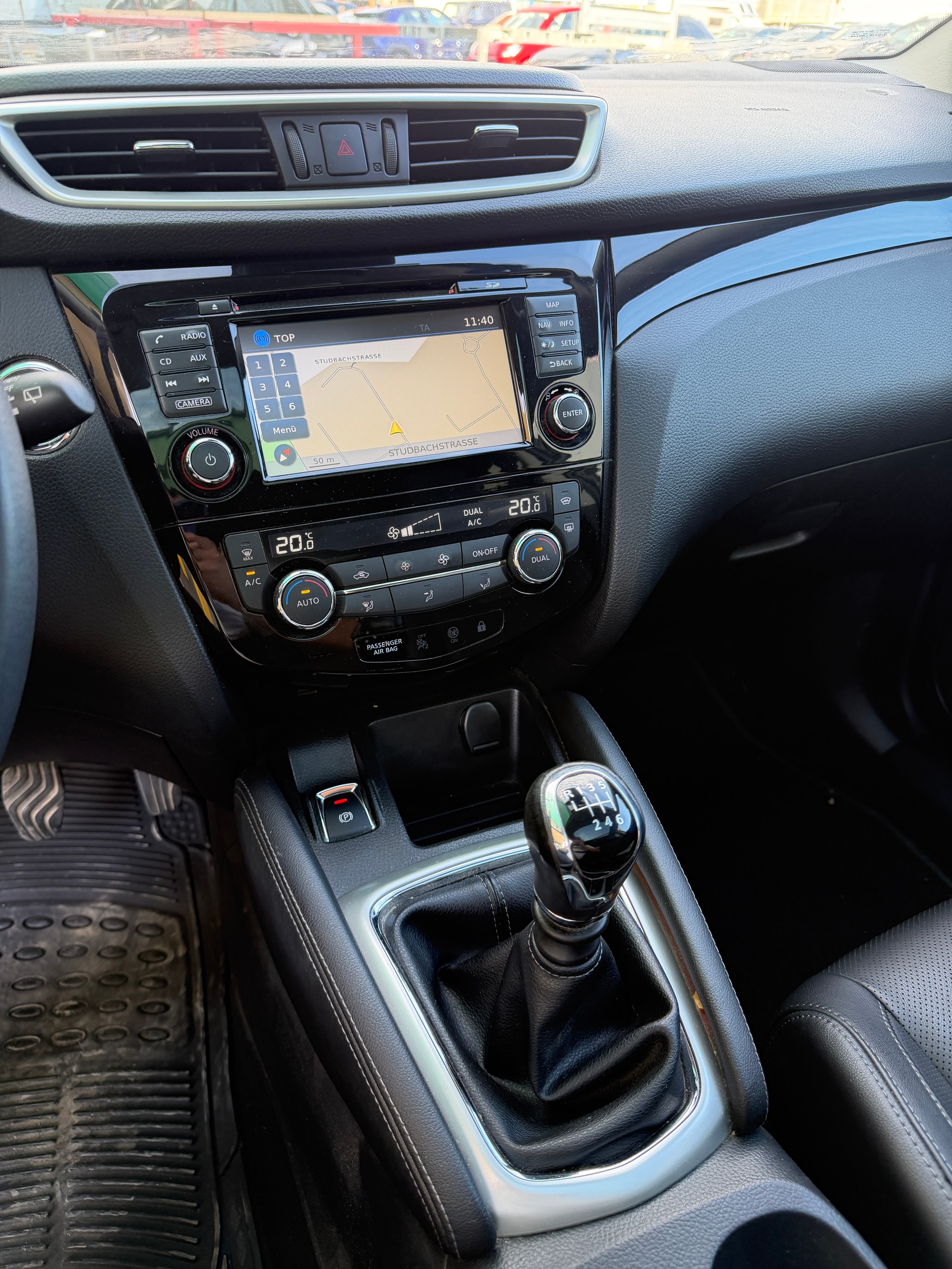 NISSAN Qashqai 1.6 dCi 360° ALL-MODE 4x4-image-10
