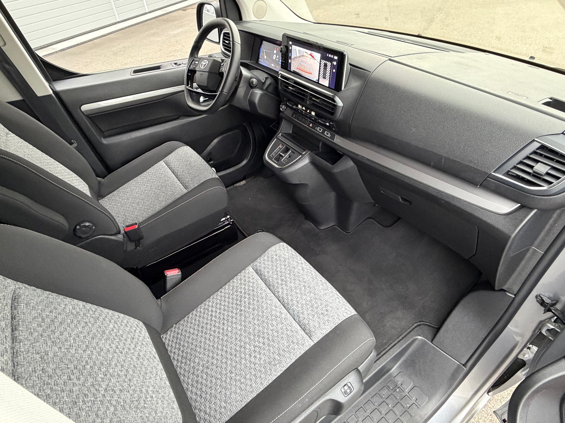 TOYOTA *Proace Verso 2.0 nur 17.500 km L2 8-Sitze*Automat*-image-6
