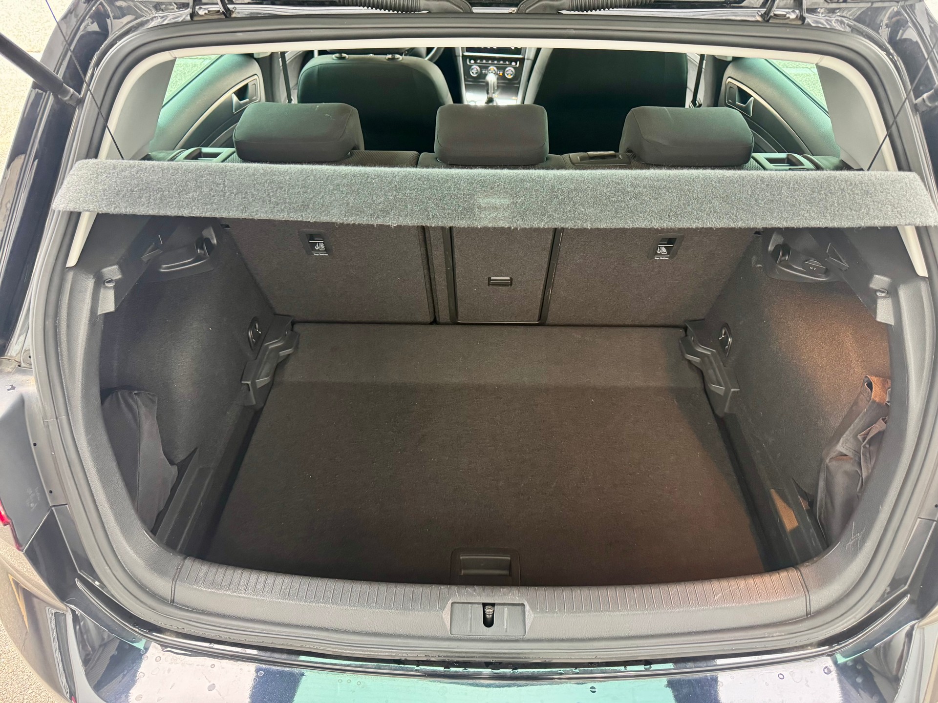 VW Golf 1.5 TSI EVO R-Line DSG *ab Service & MFK*-image-15