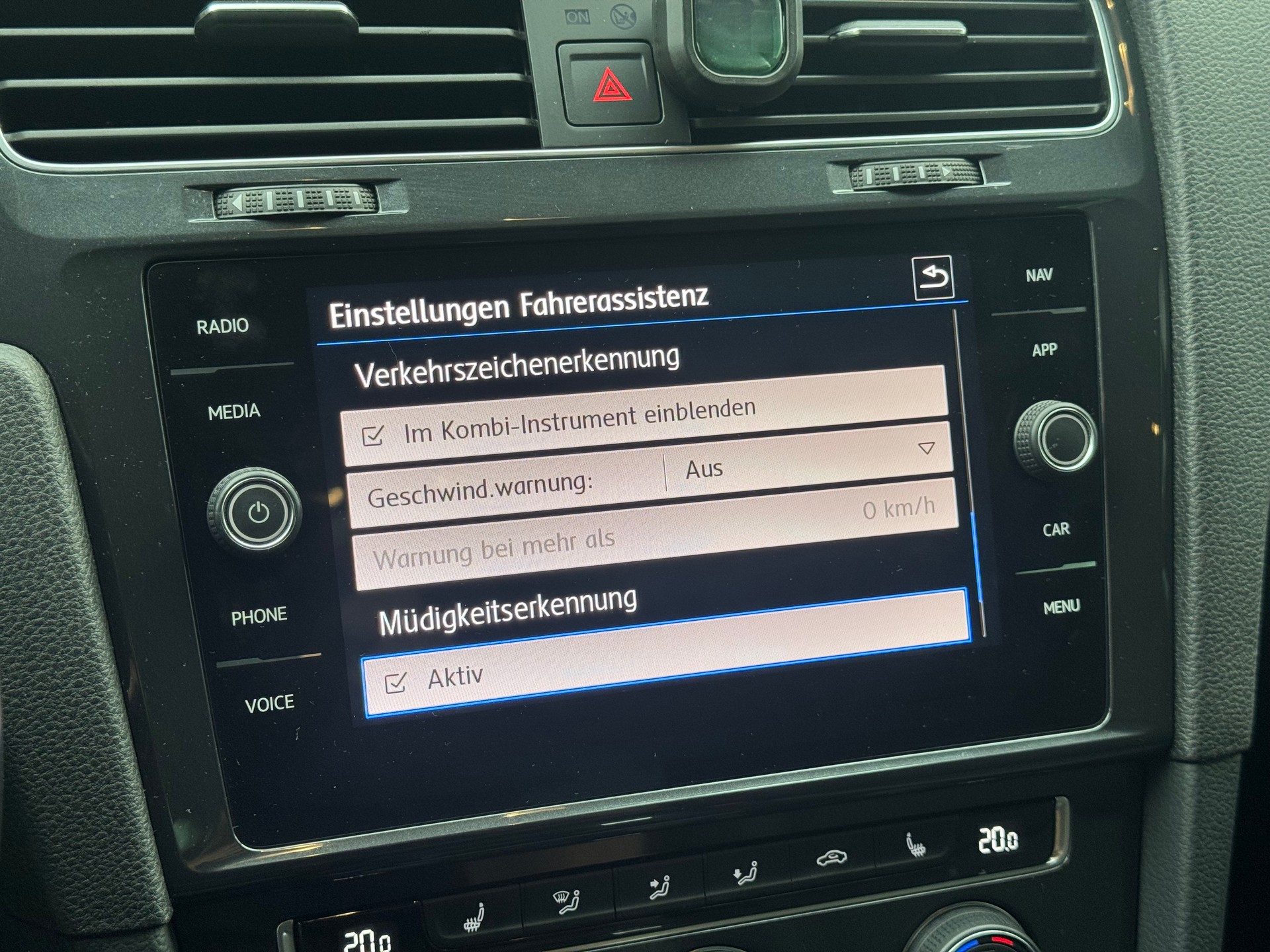 VW Golf 1.5 TSI EVO R-Line DSG *ab Service & MFK*-image-13