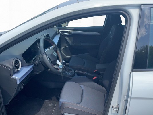 SEAT Ibiza 1.0 EcoTSI Hola FR-image-8