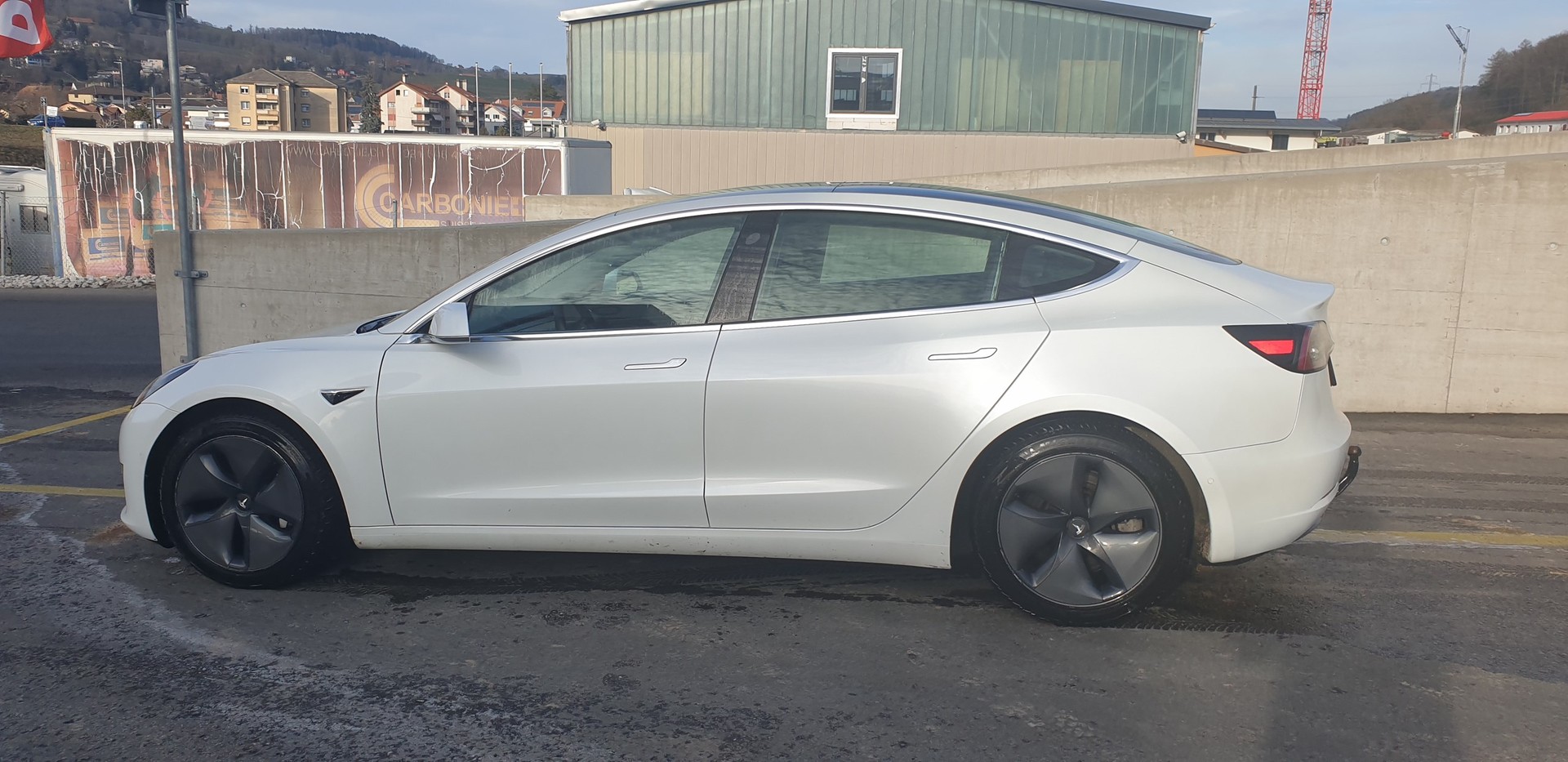 TESLA Model 3 Performance Dual Motor AWD-image-0